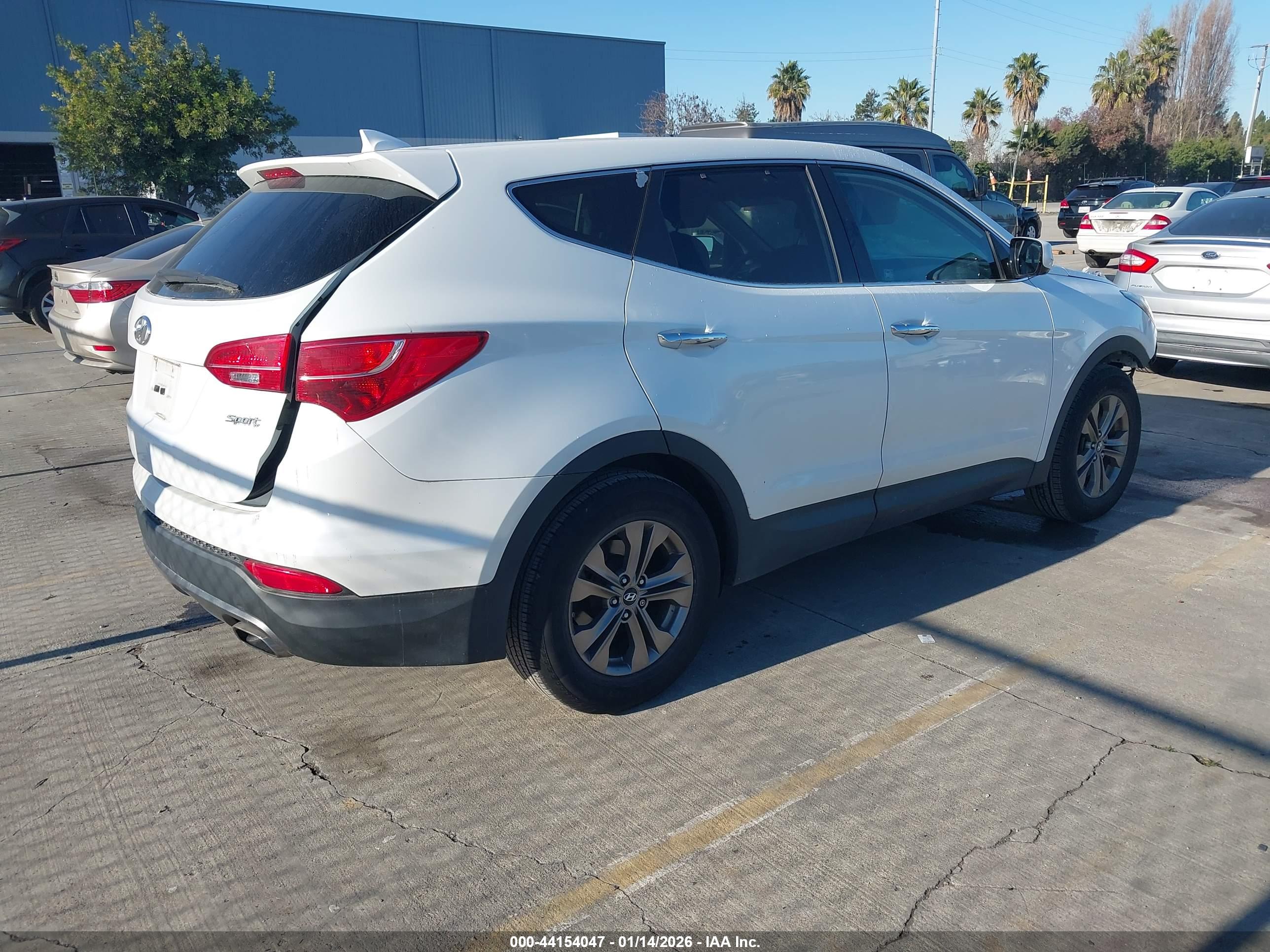 HYUNDAI SANTA image 4