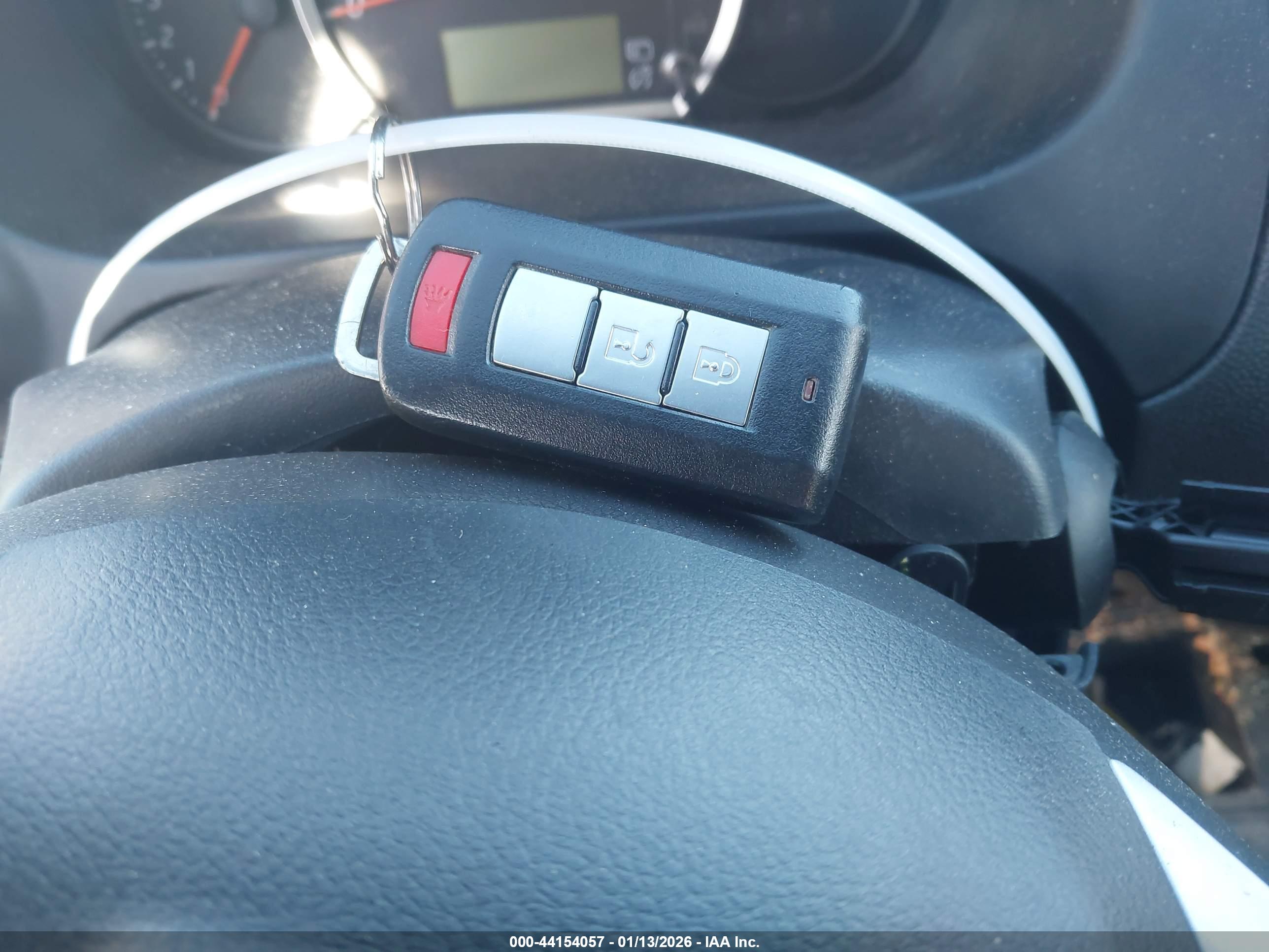 MITSUBISHI MIRAGE image 11