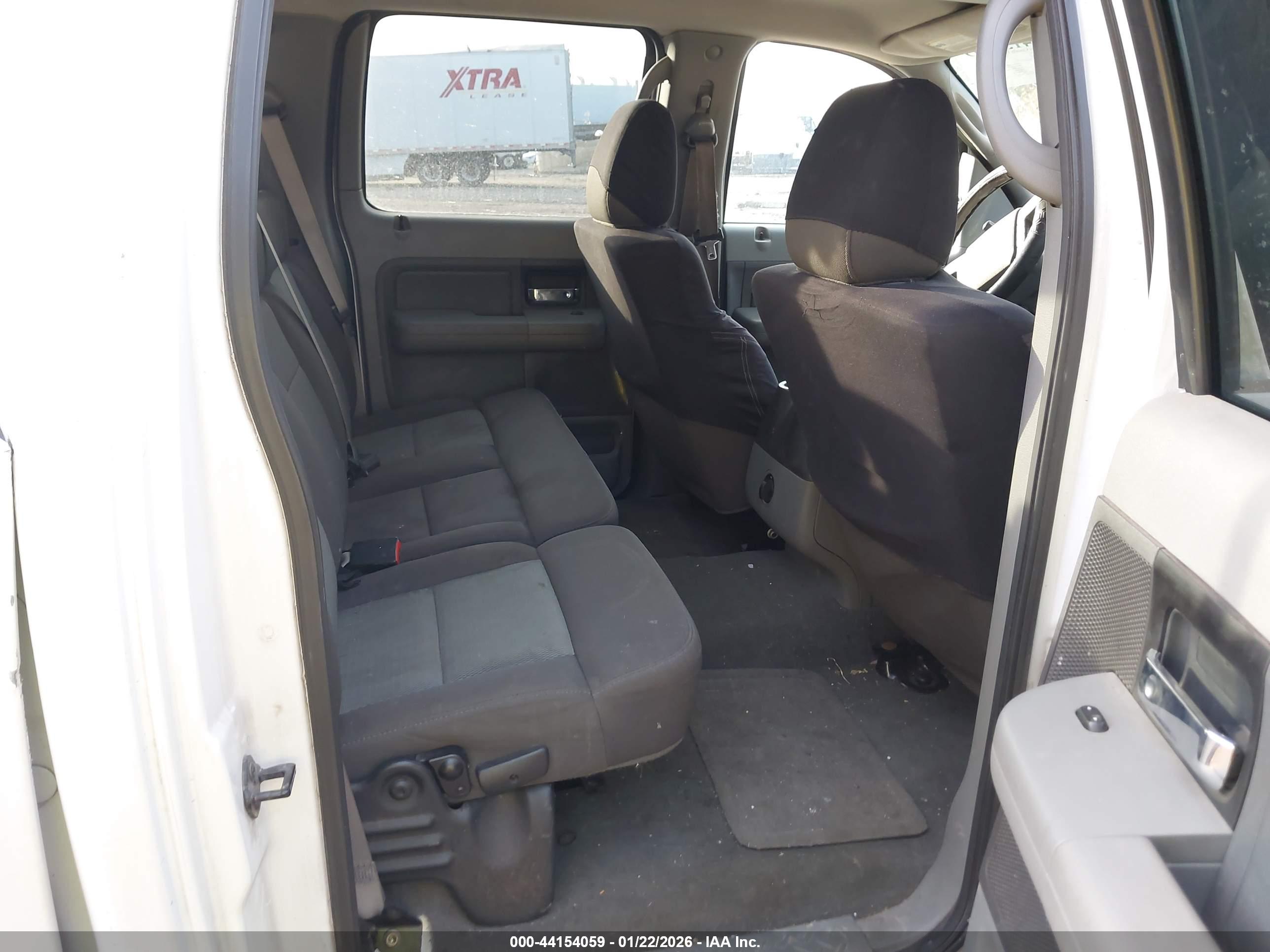 FORD F-150 image 8