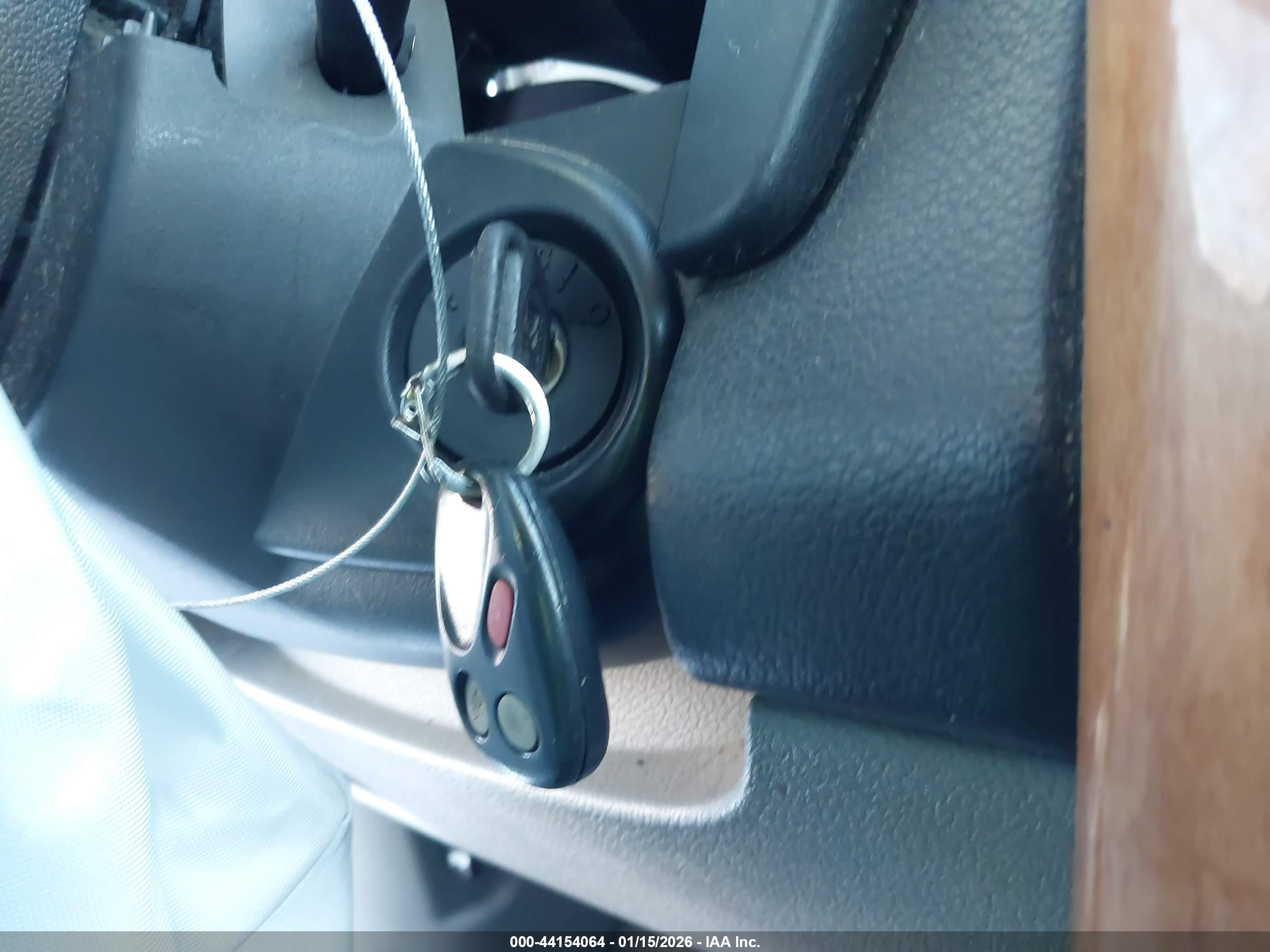 SATURN VUE image 11