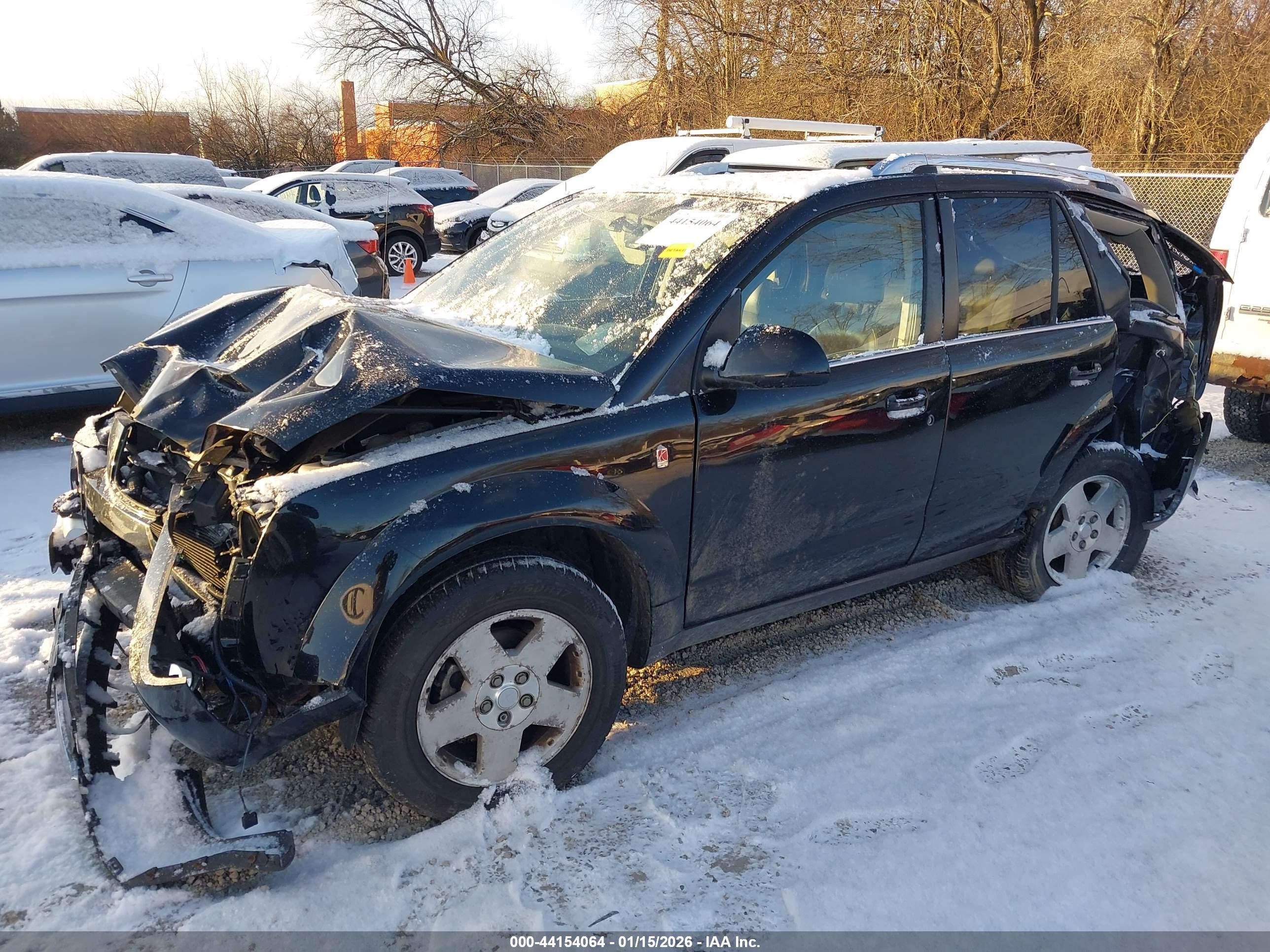 SATURN VUE image 2