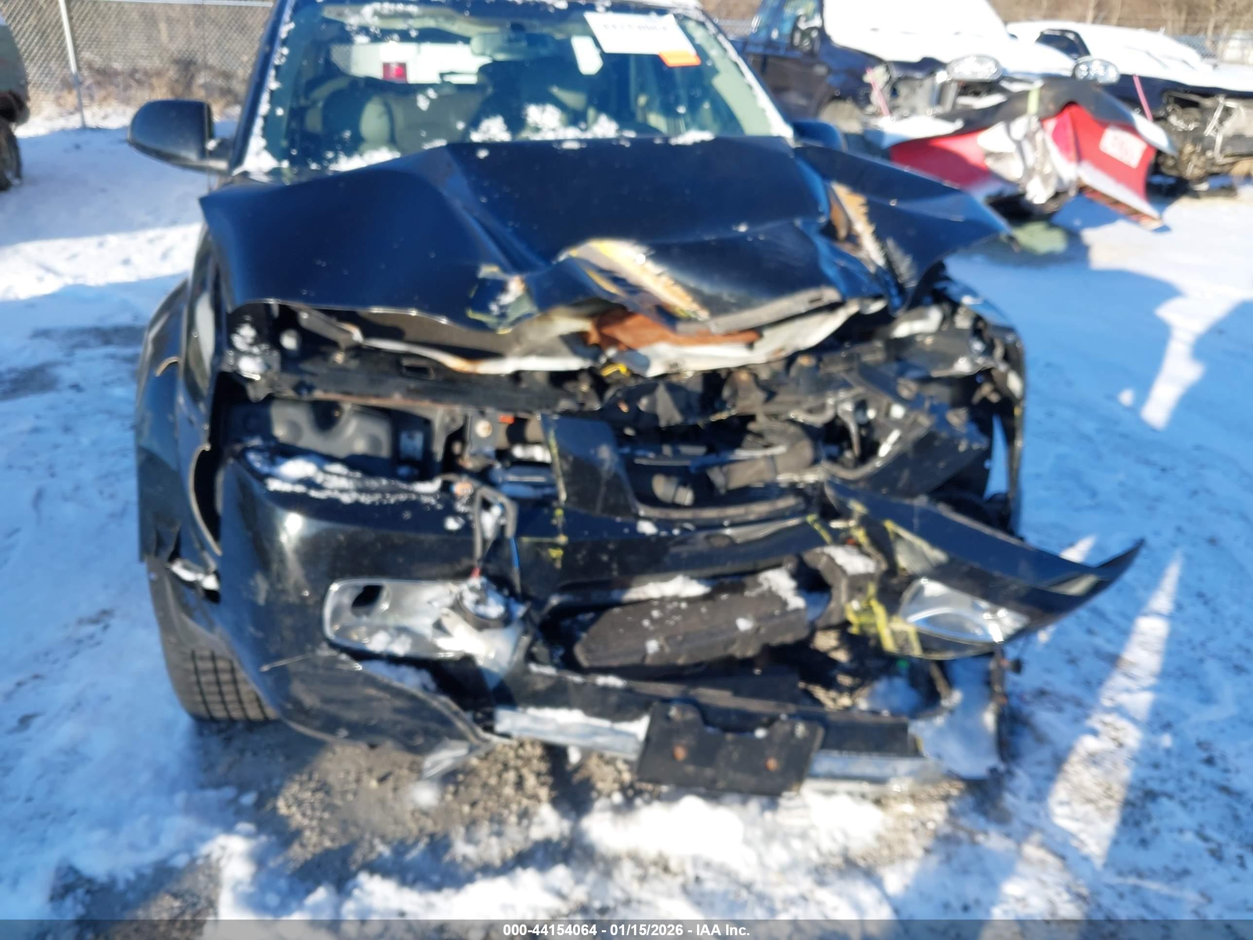 SATURN VUE image 6