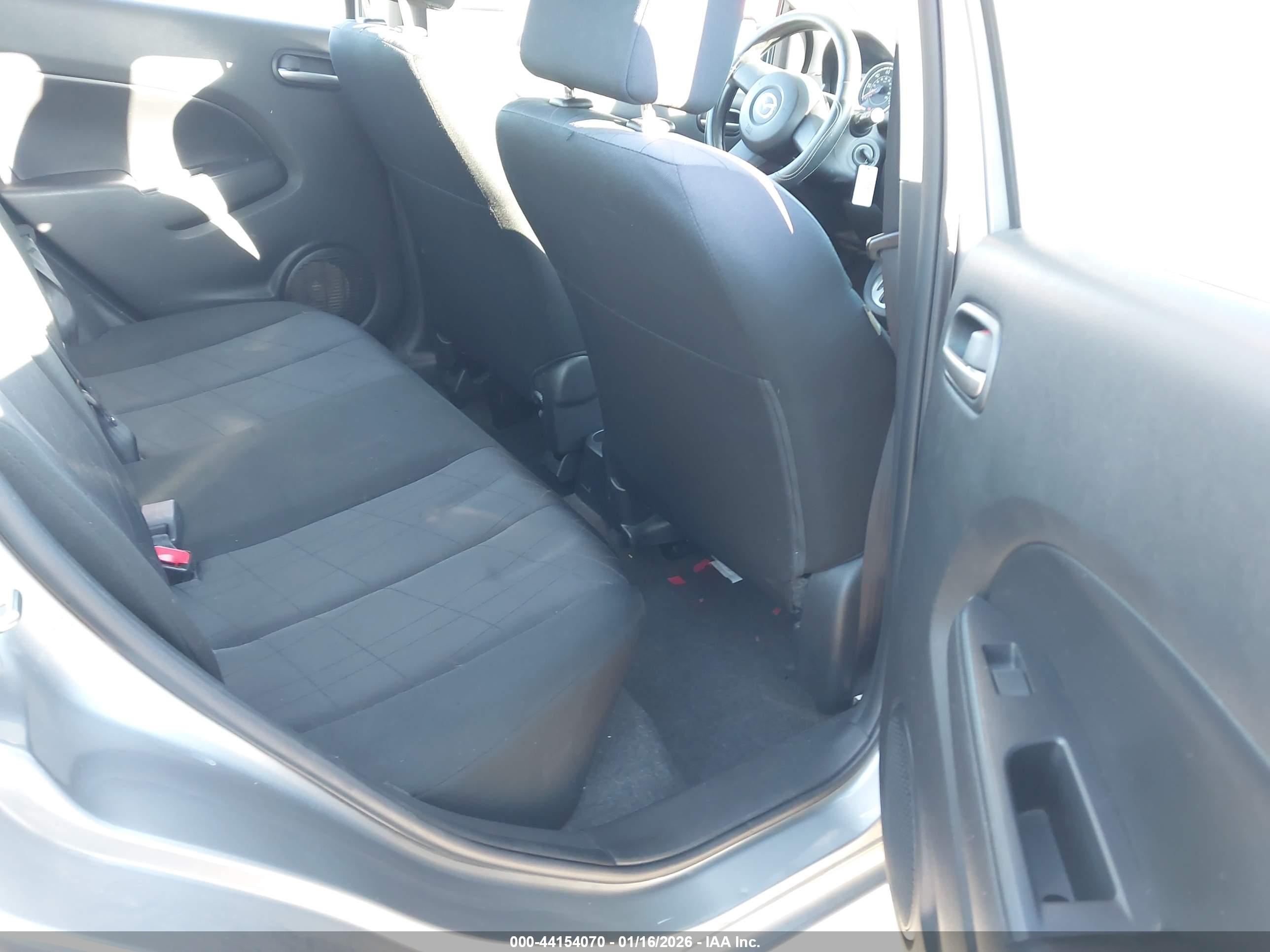 MAZDA MAZDA2 image 8