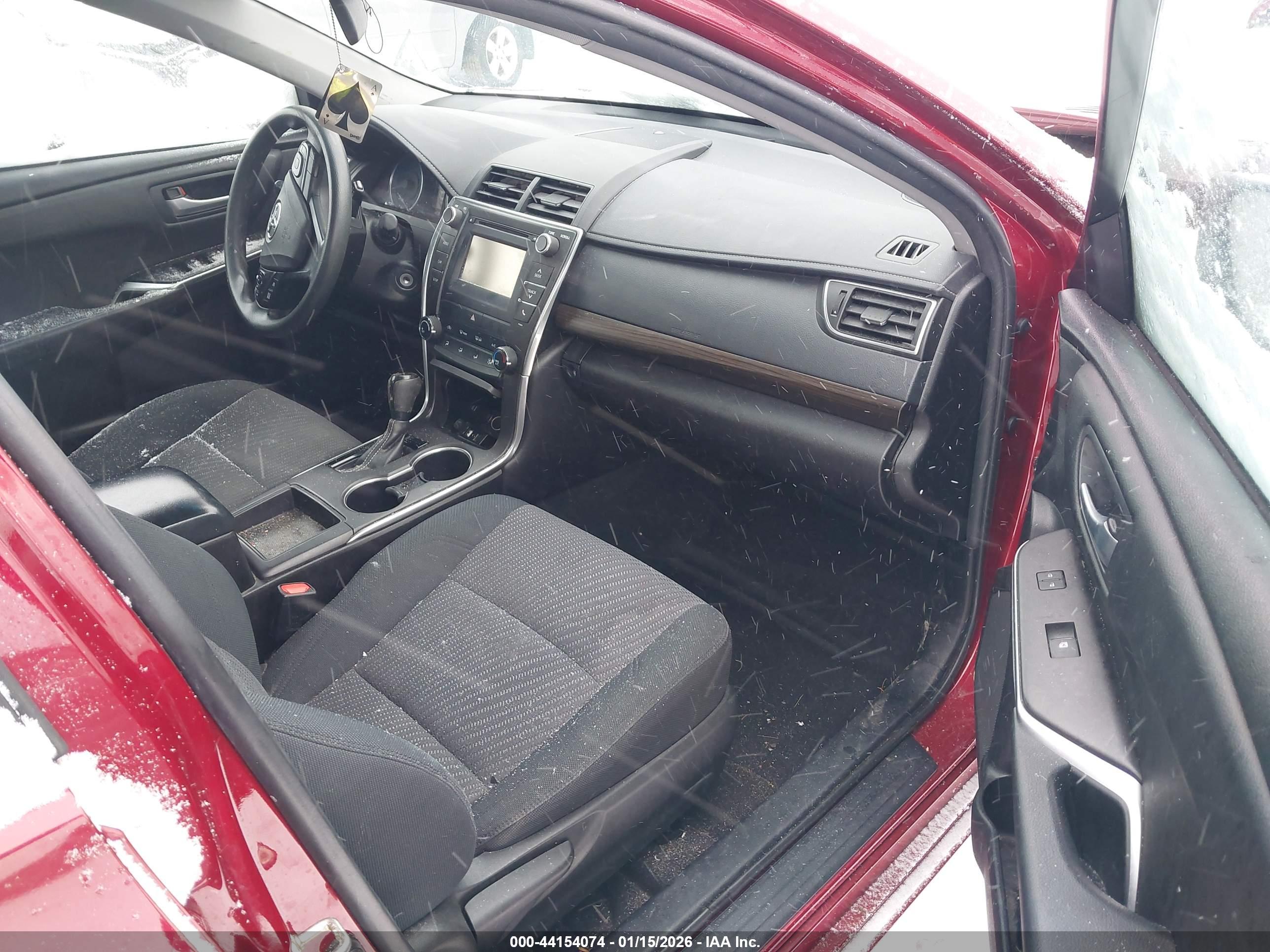 TOYOTA CAMRY image 5