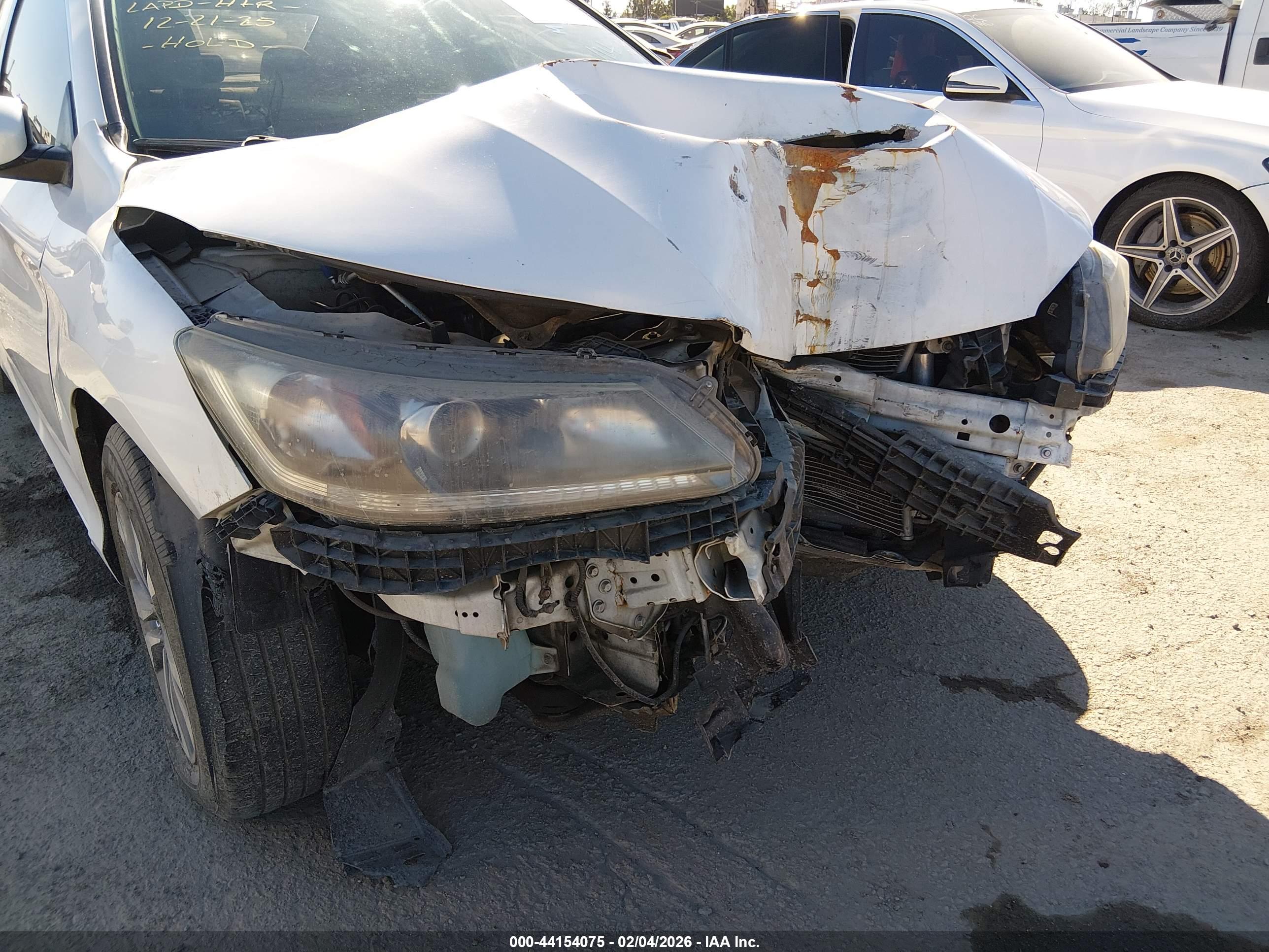 HONDA ACCORD image 6