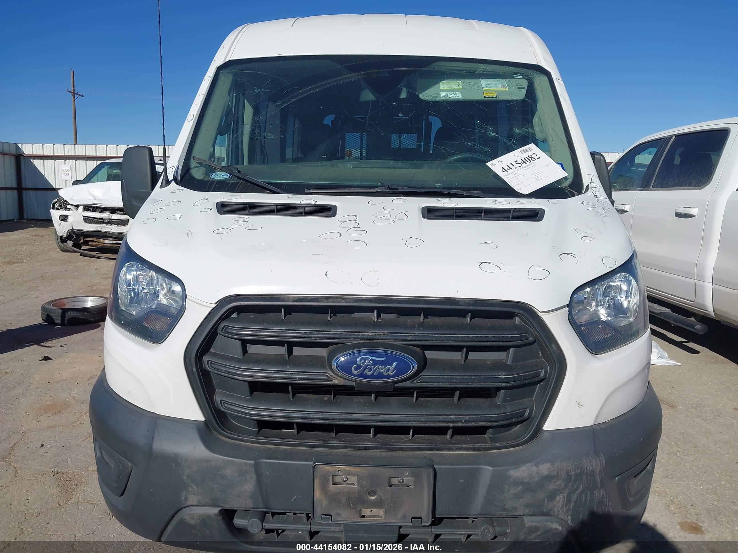 FORD TRANSIT-150 image 6