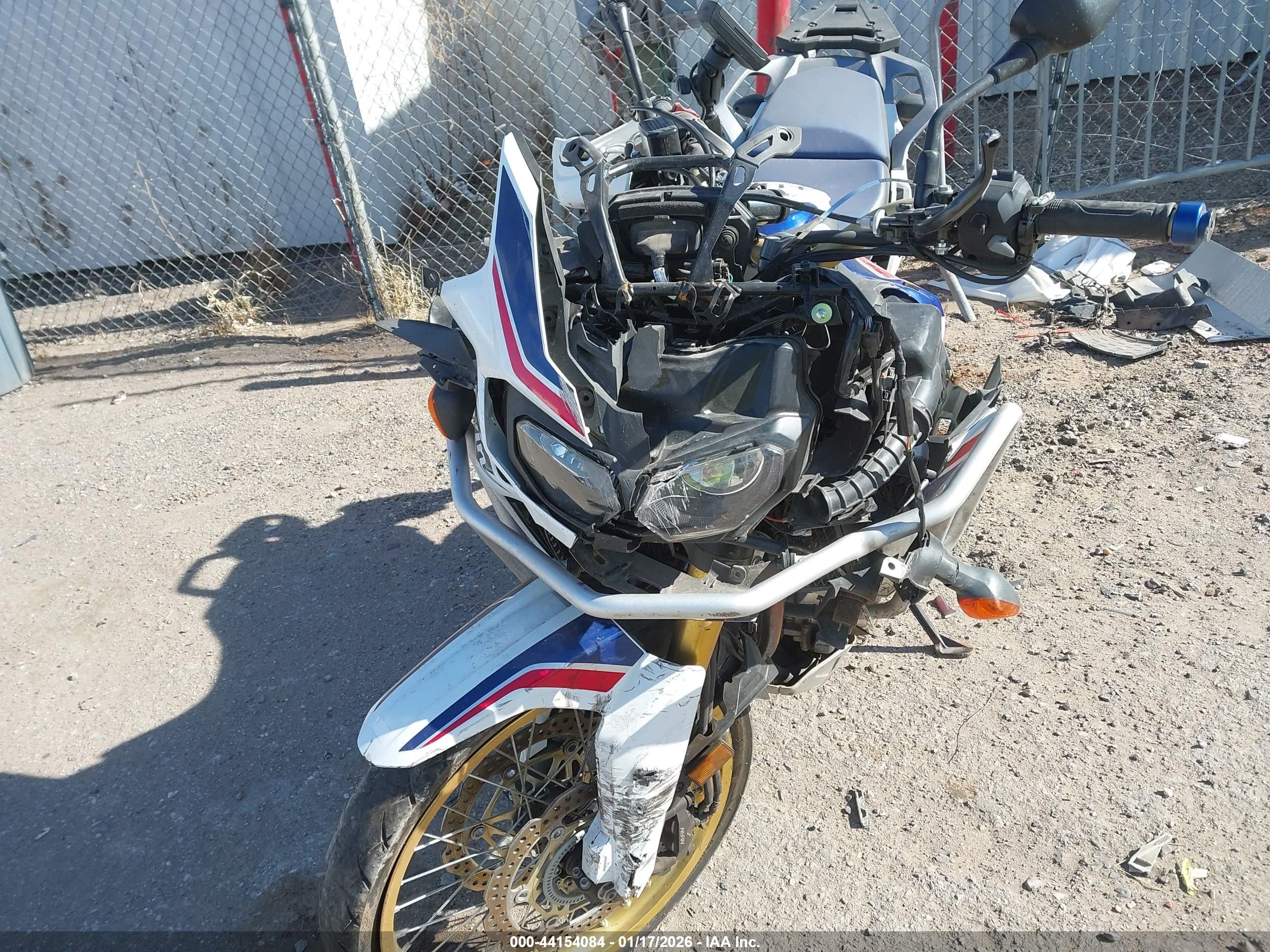 HONDA CRF1000 image 5