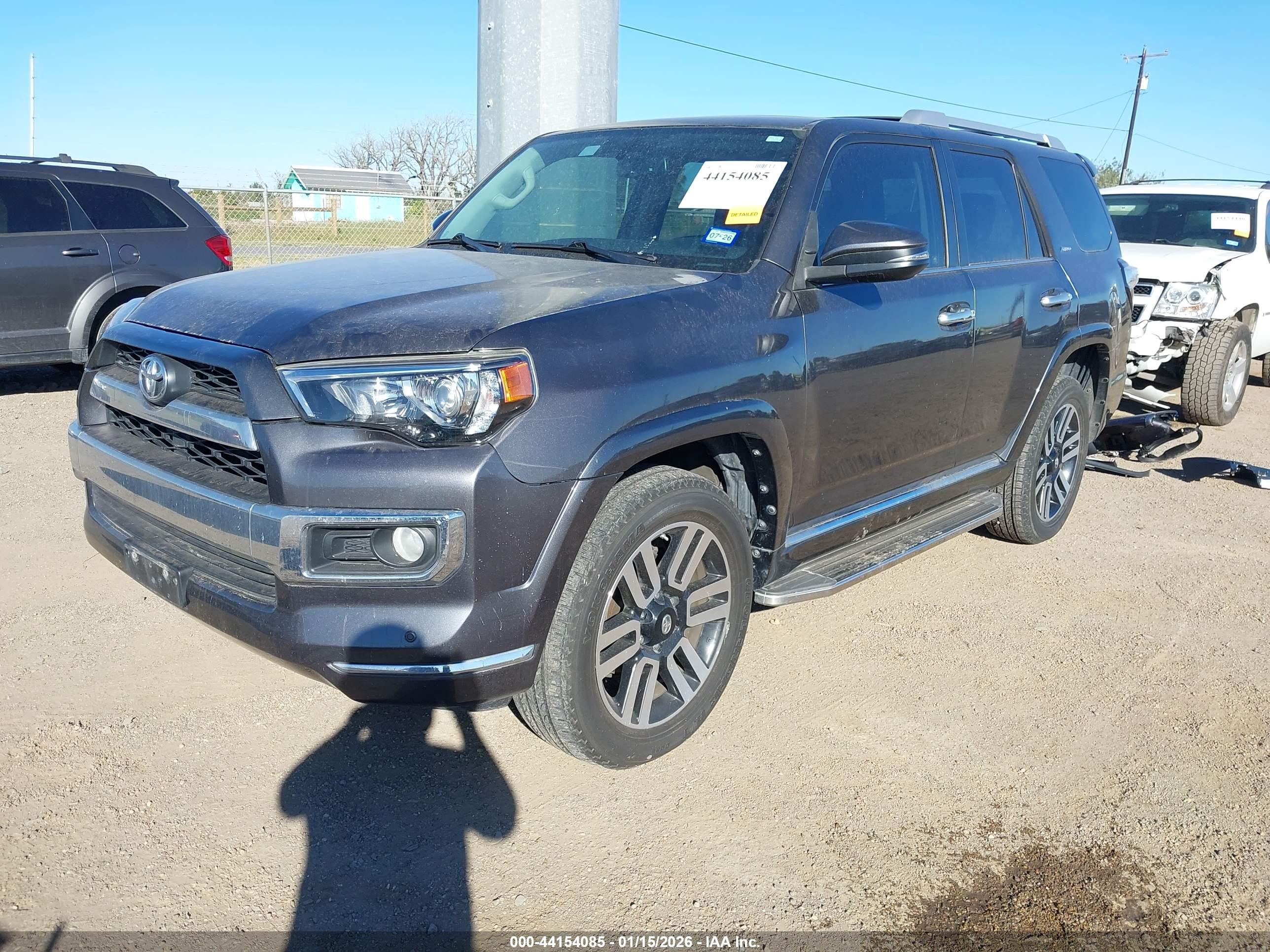 TOYOTA 4RUNNER image 2