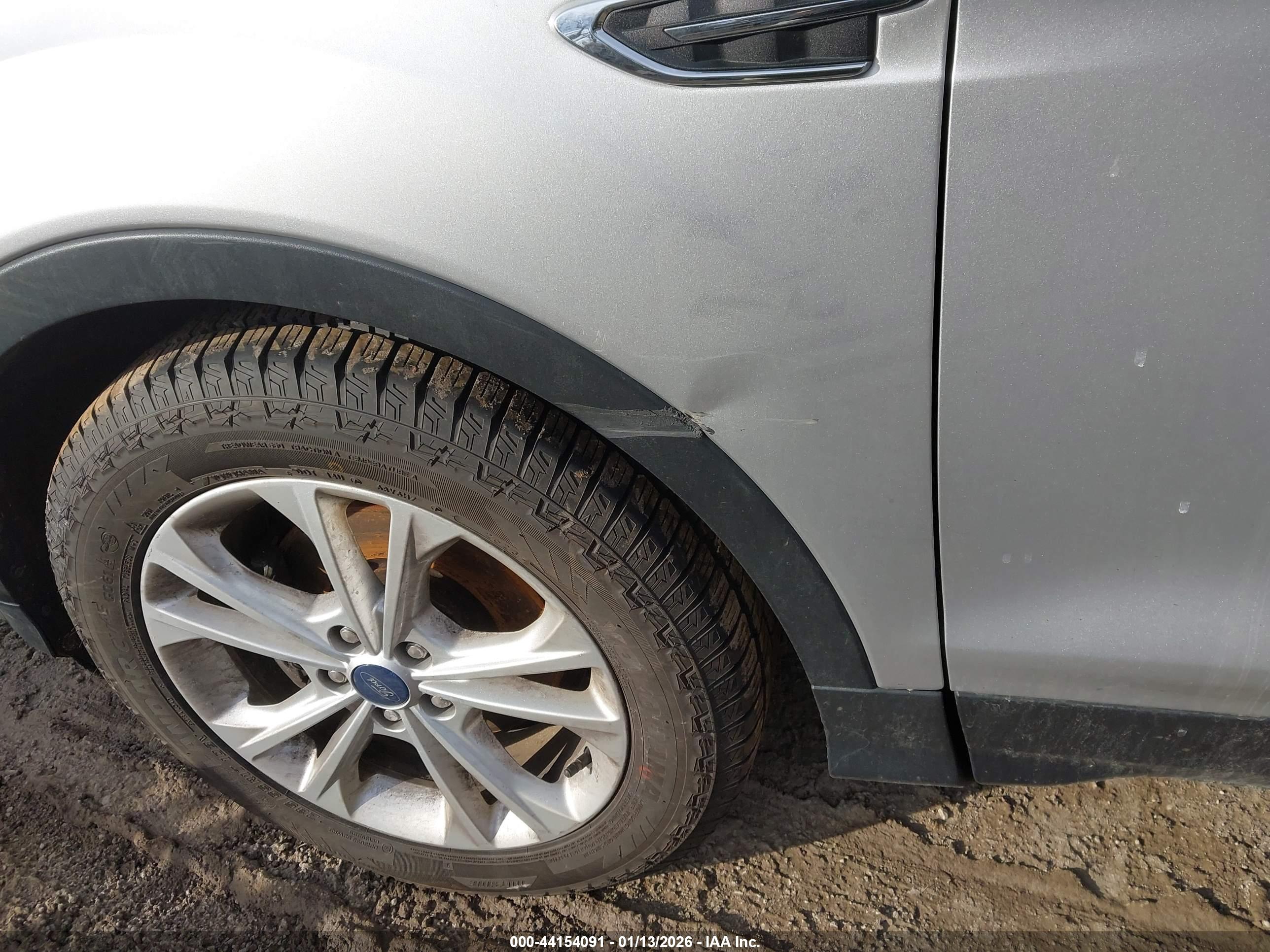 FORD ESCAPE image 6