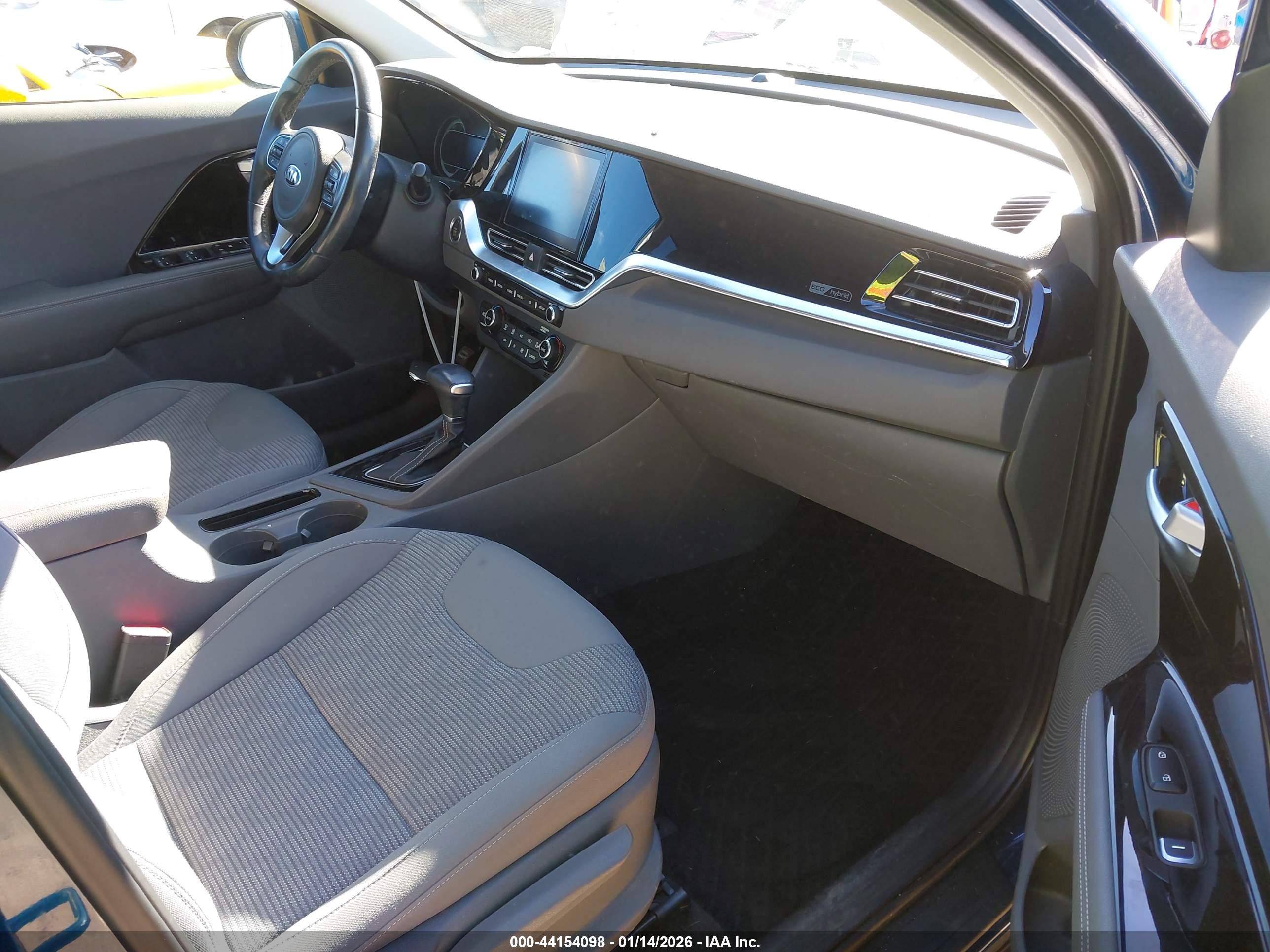 KIA NIRO image 5