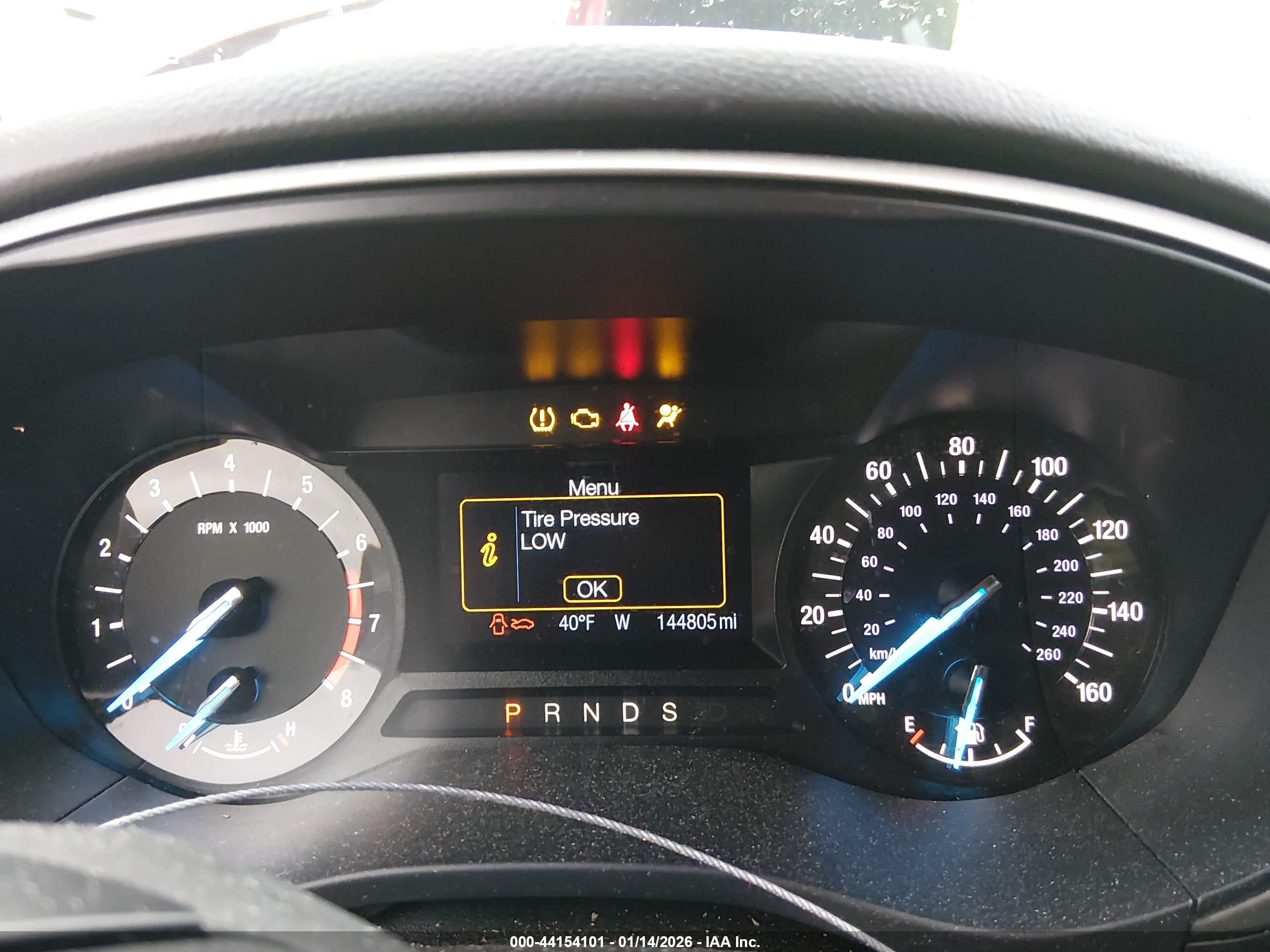 FORD FUSION image 7