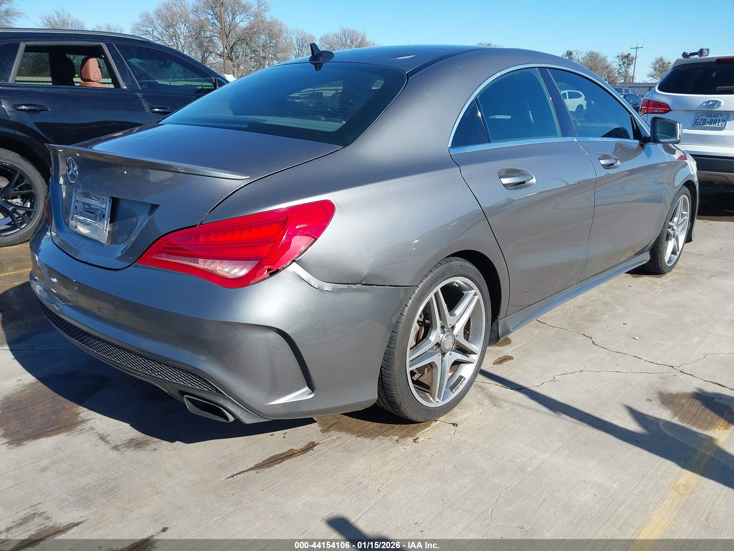 MERCEDES-BENZ CLA image 4