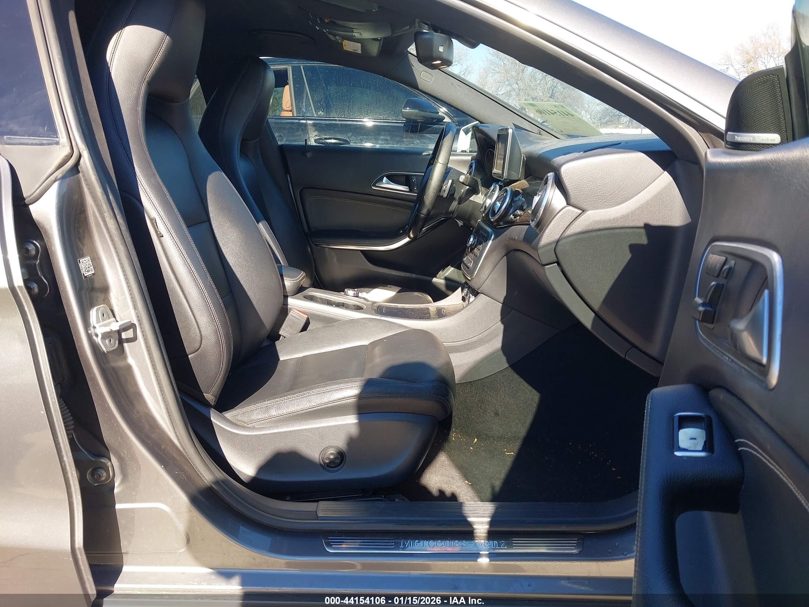 MERCEDES-BENZ CLA image 5