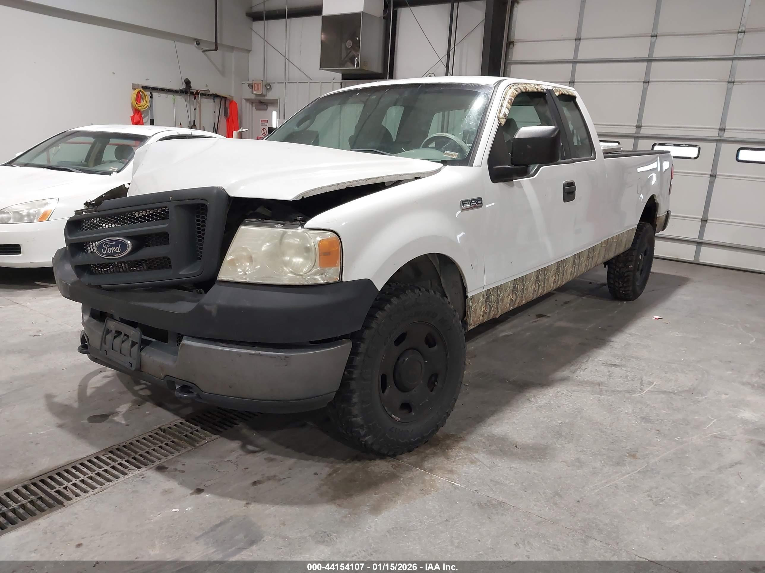 FORD F-150 image 2