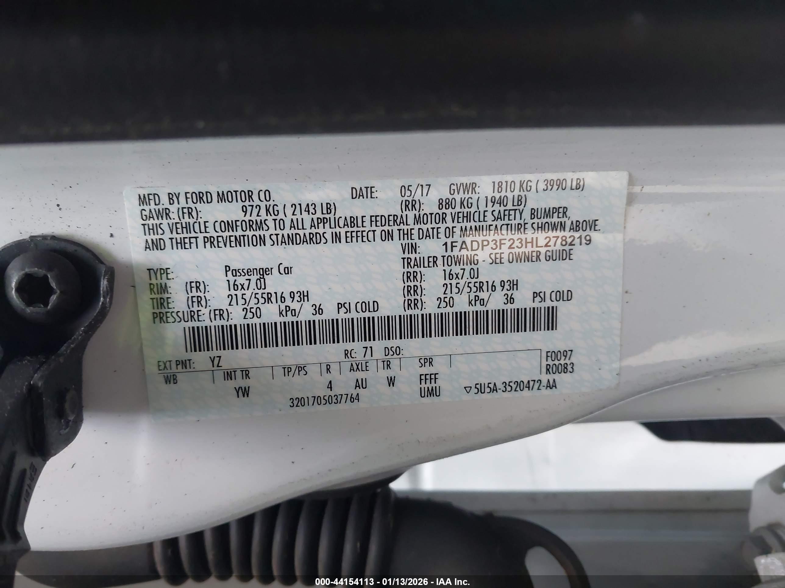 FORD FOCUS image 9