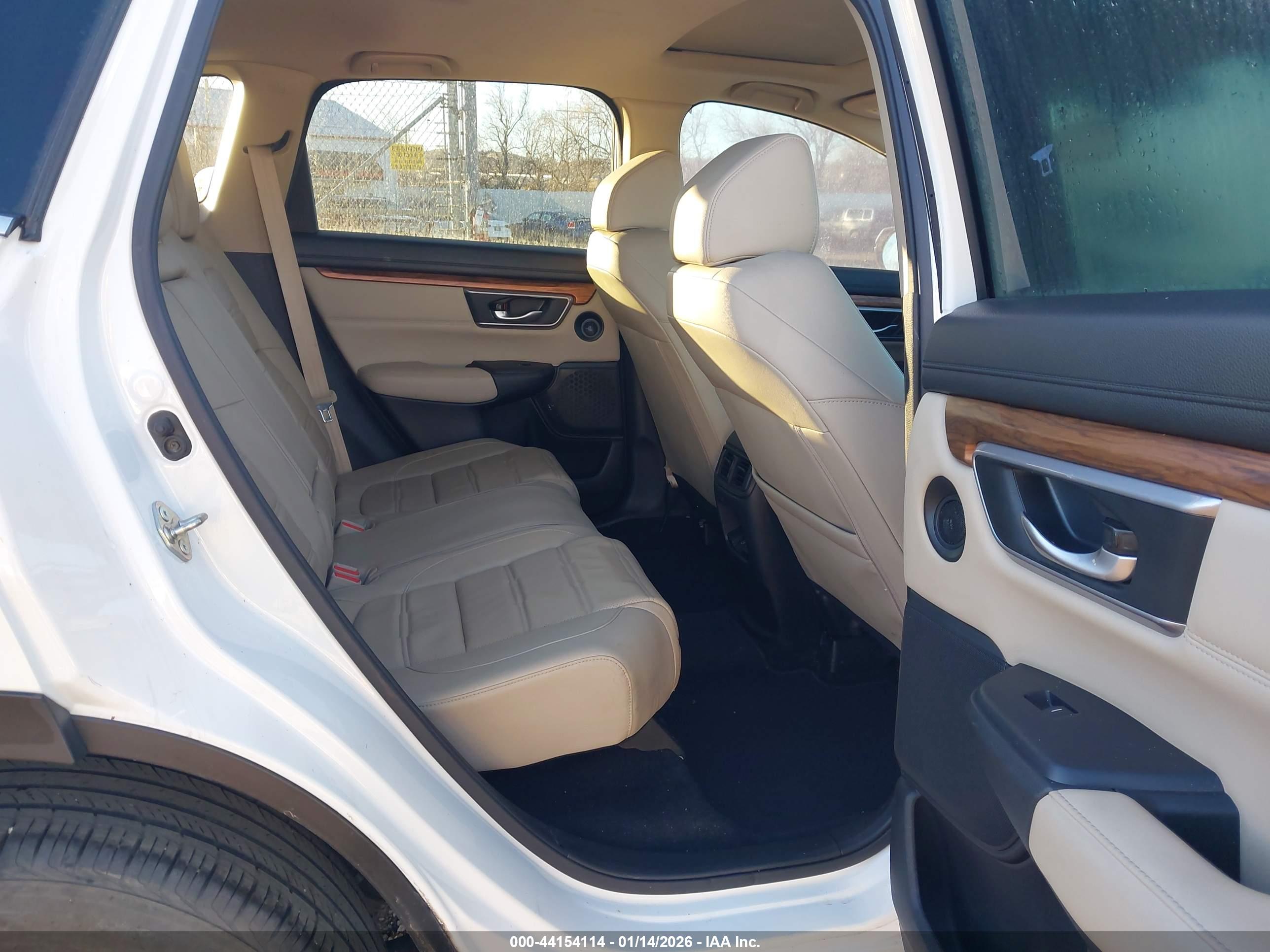 HONDA CR-V image 8