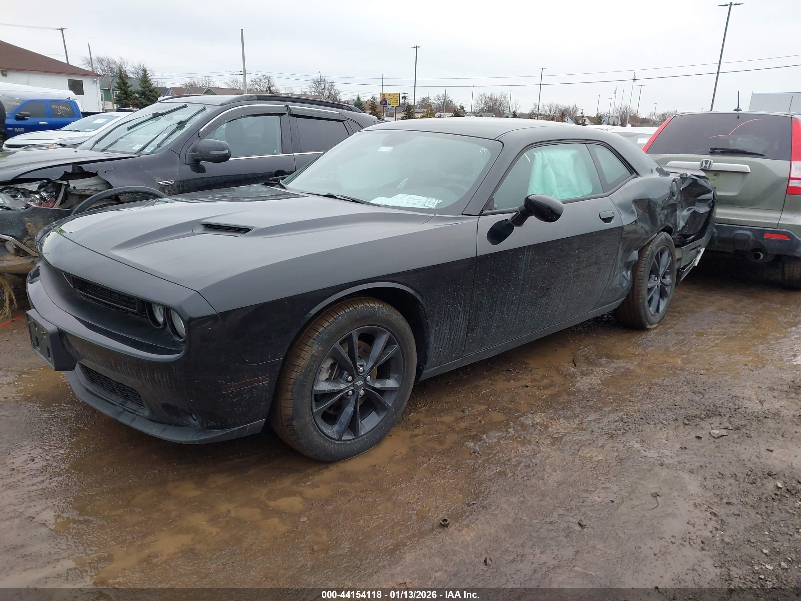 DODGE CHALLENGER image 2