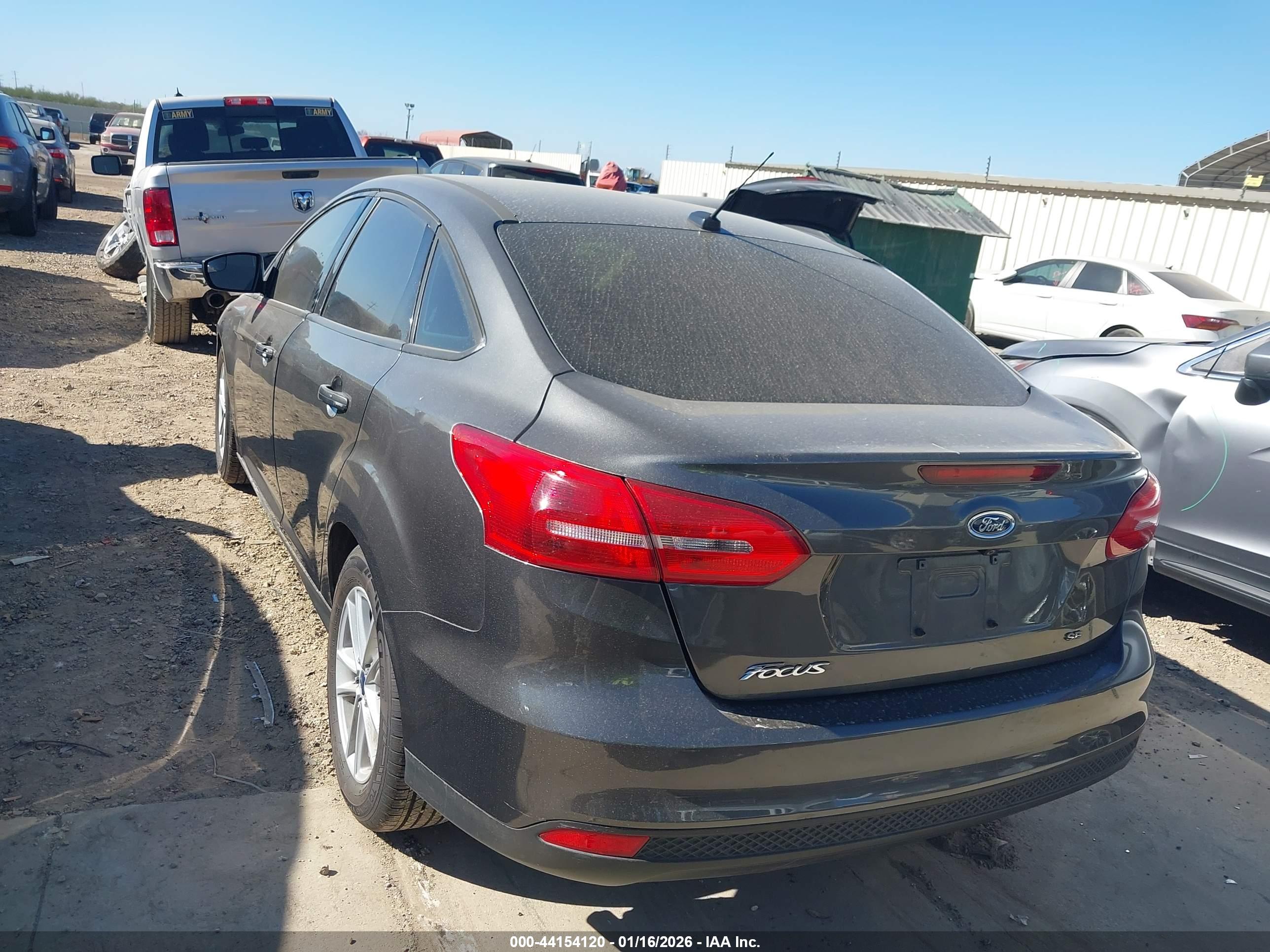 FORD FOCUS image 3