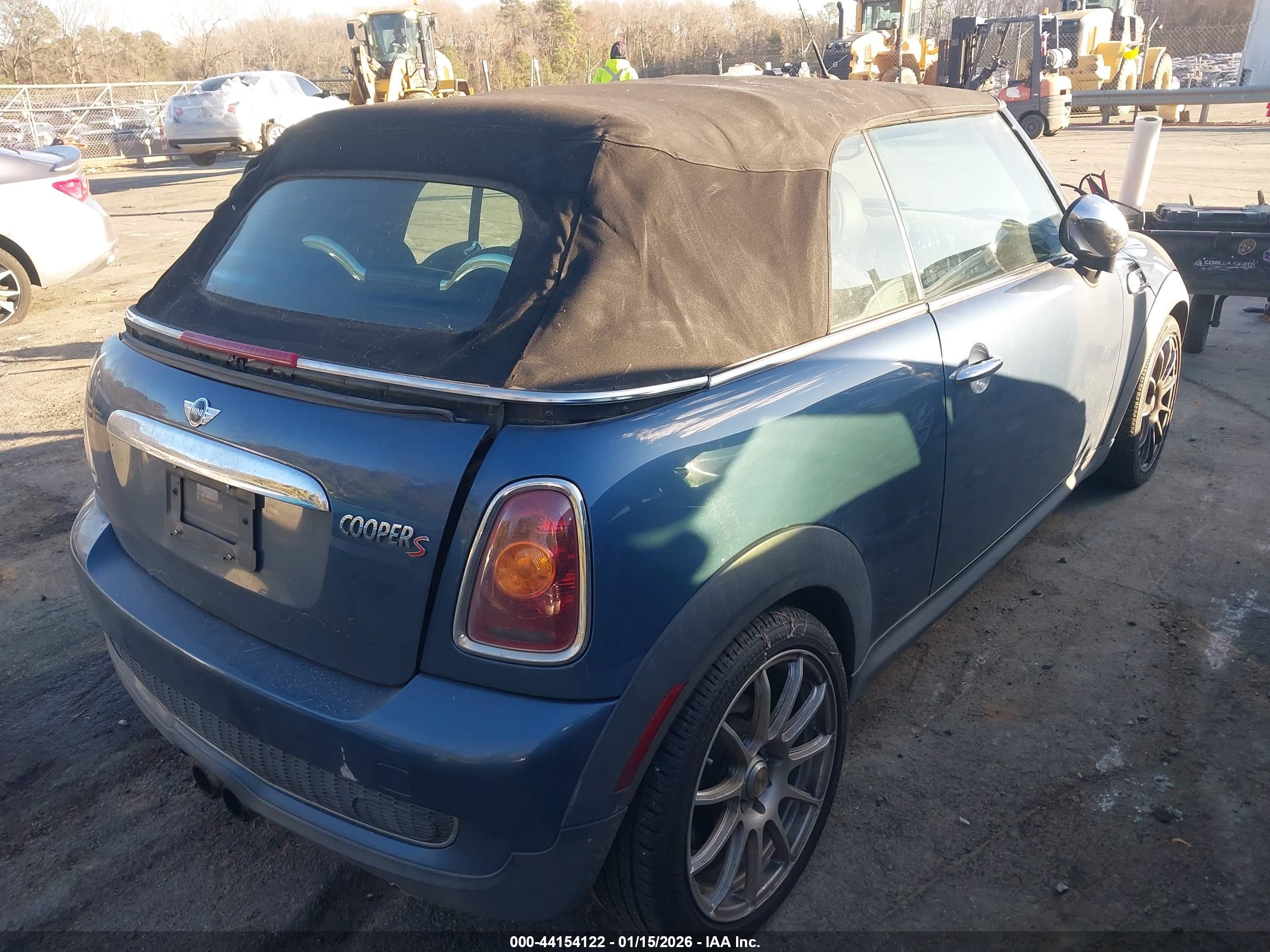 MINI COOPER image 4
