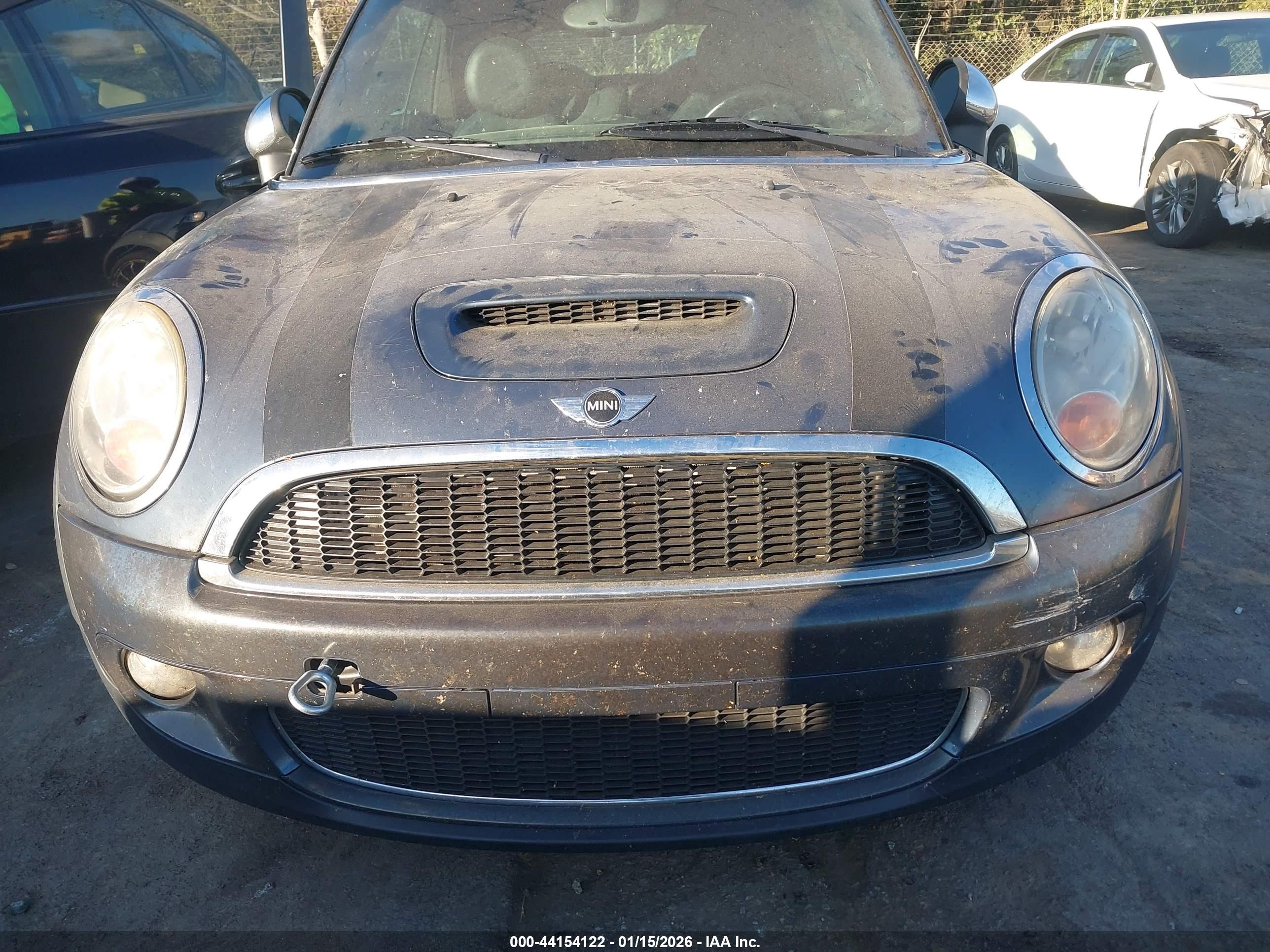 MINI COOPER image 6