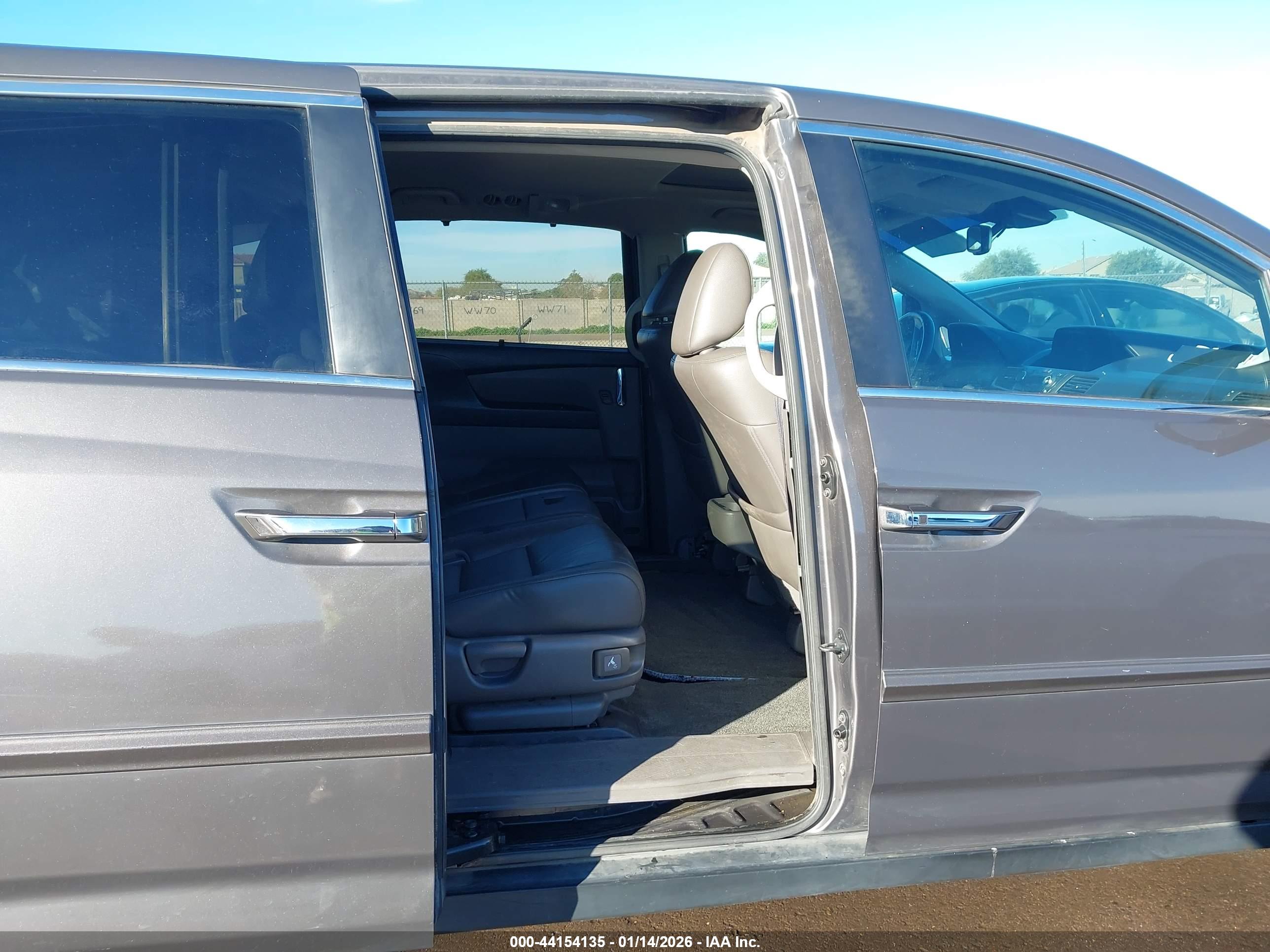 HONDA ODYSSEY image 8