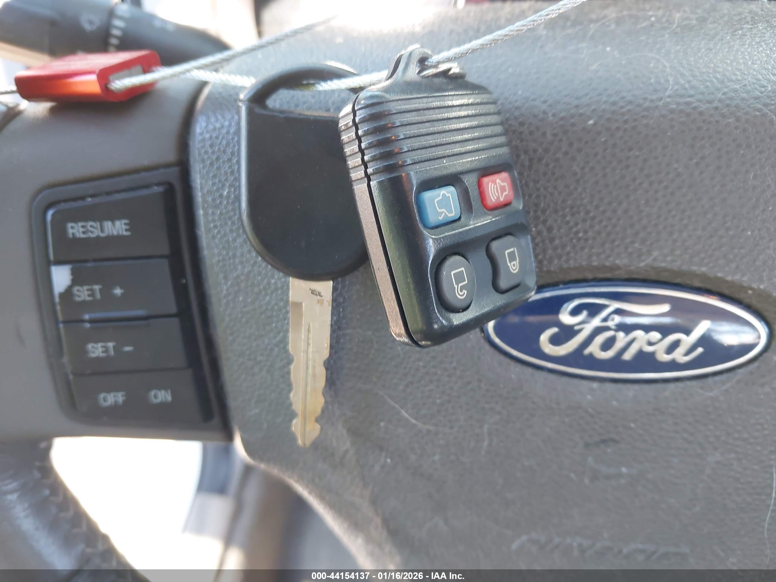 FORD FOCUS image 11