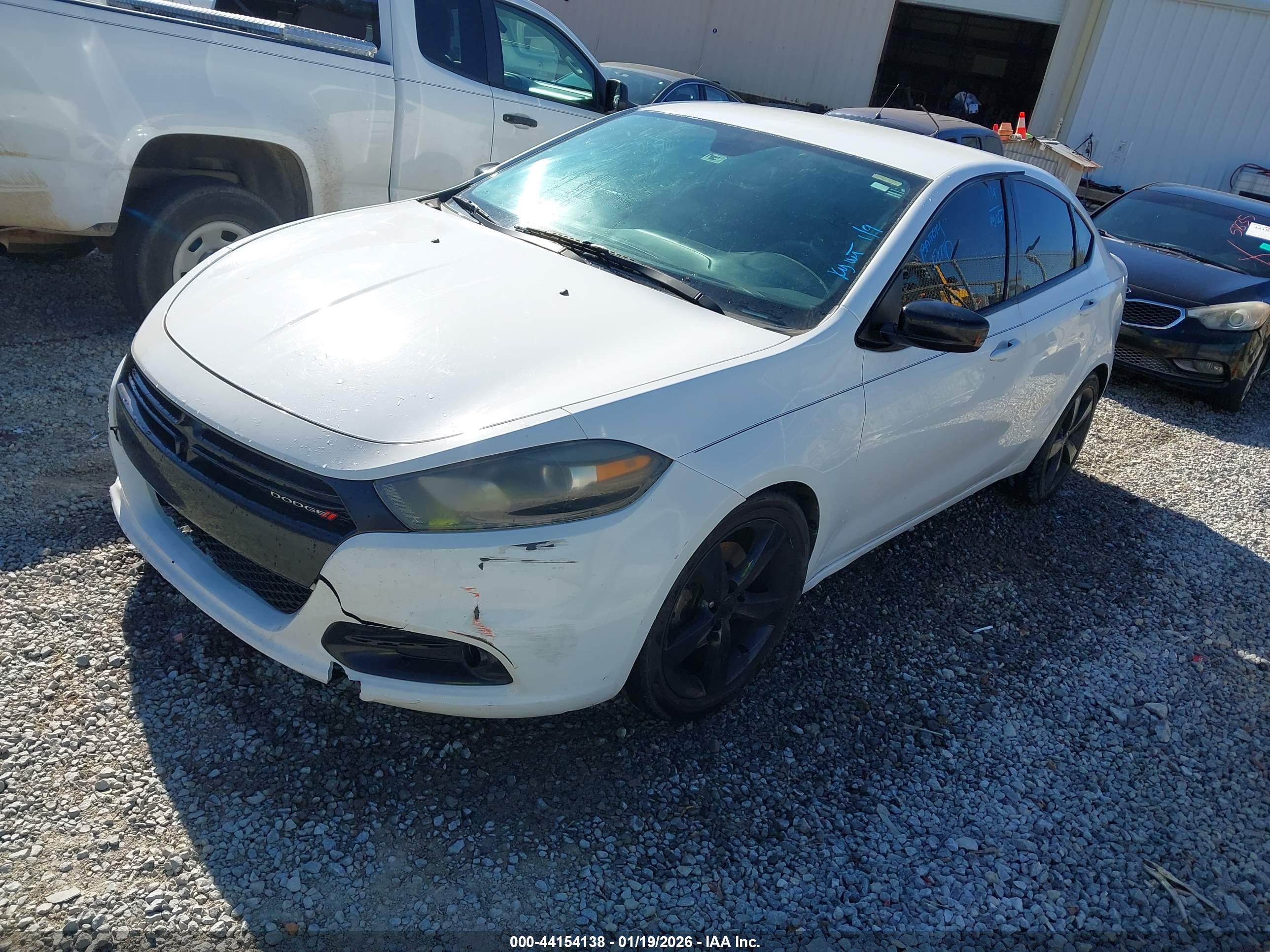 DODGE DART image 2