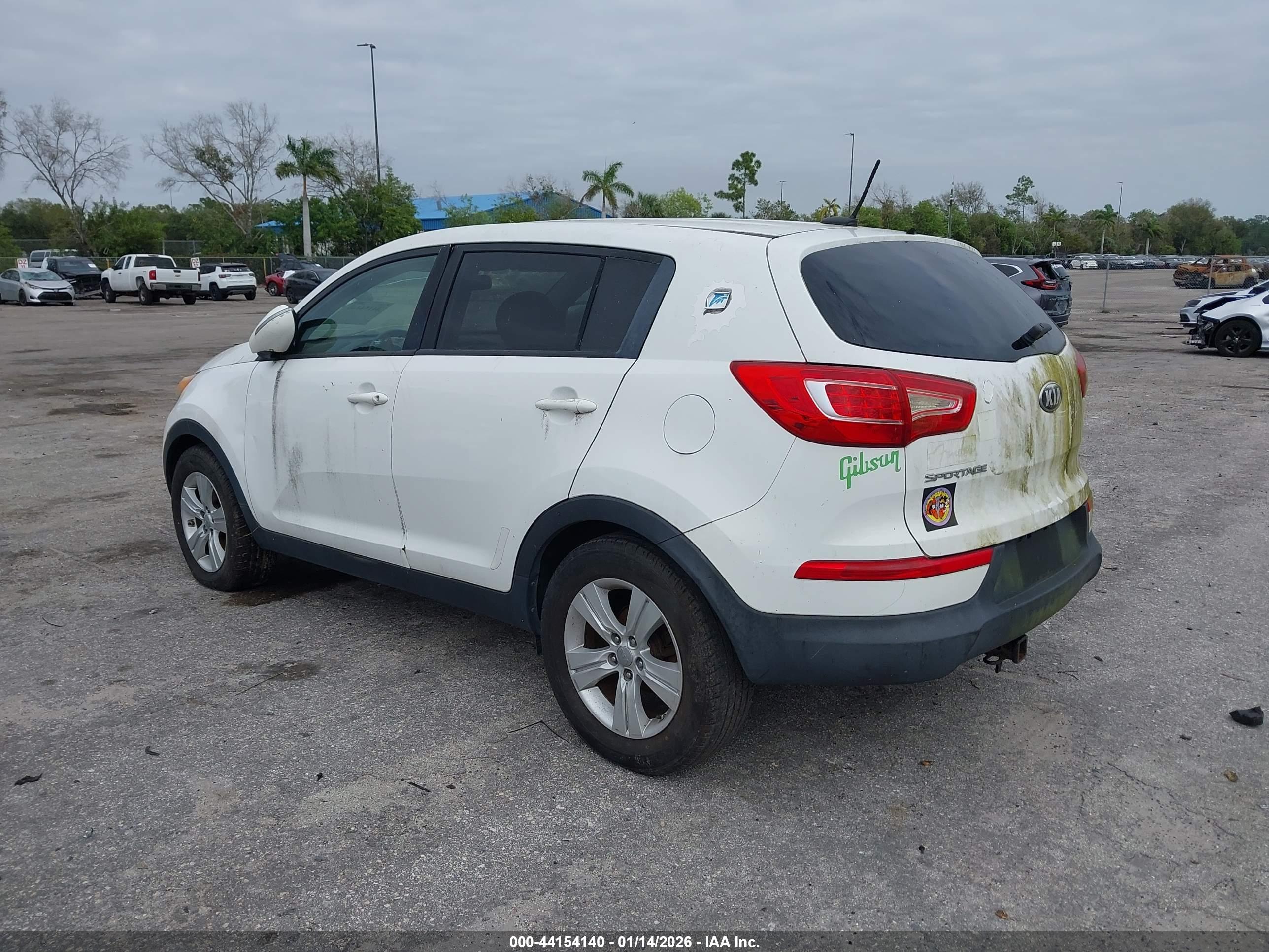 KIA SPORTAGE image 3