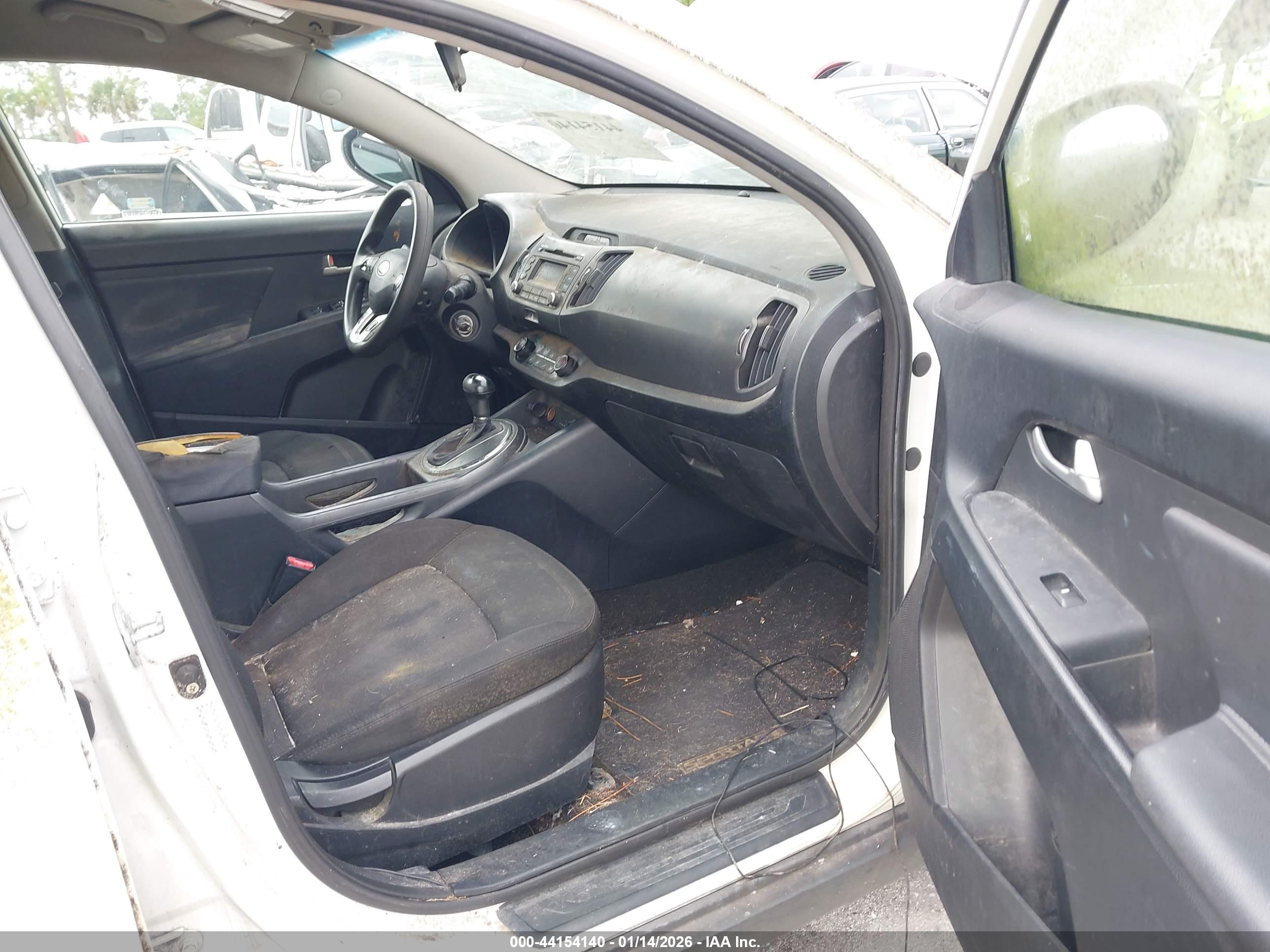 KIA SPORTAGE image 5