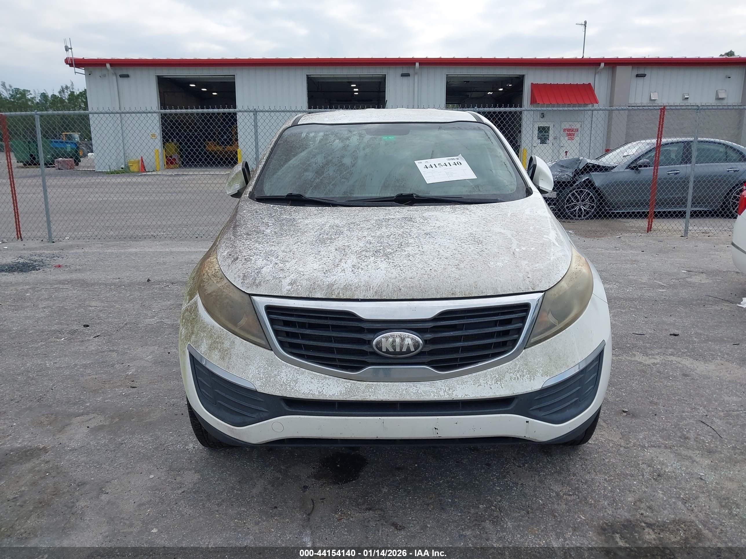 KIA SPORTAGE image 6