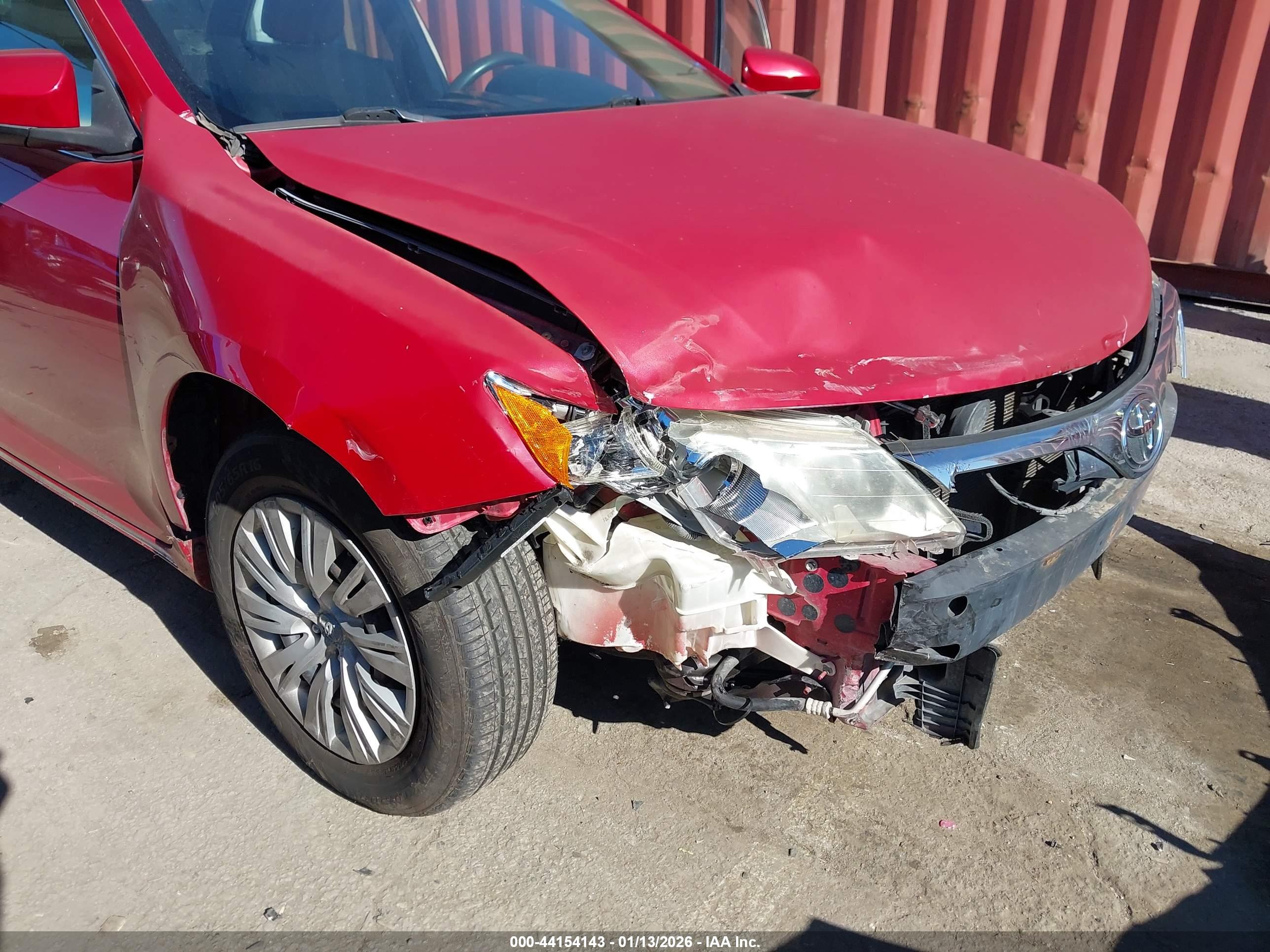 TOYOTA CAMRY image 6