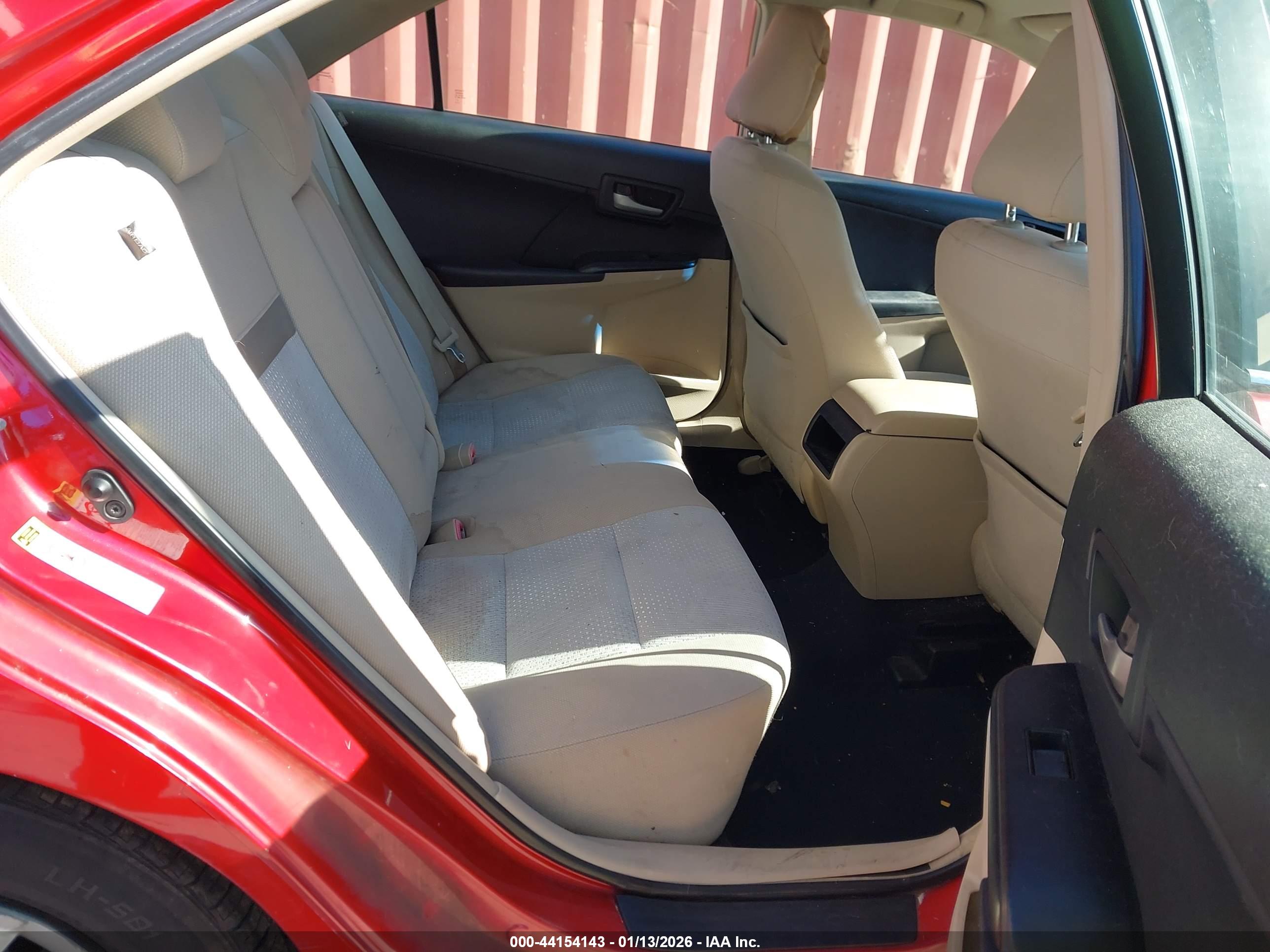 TOYOTA CAMRY image 8