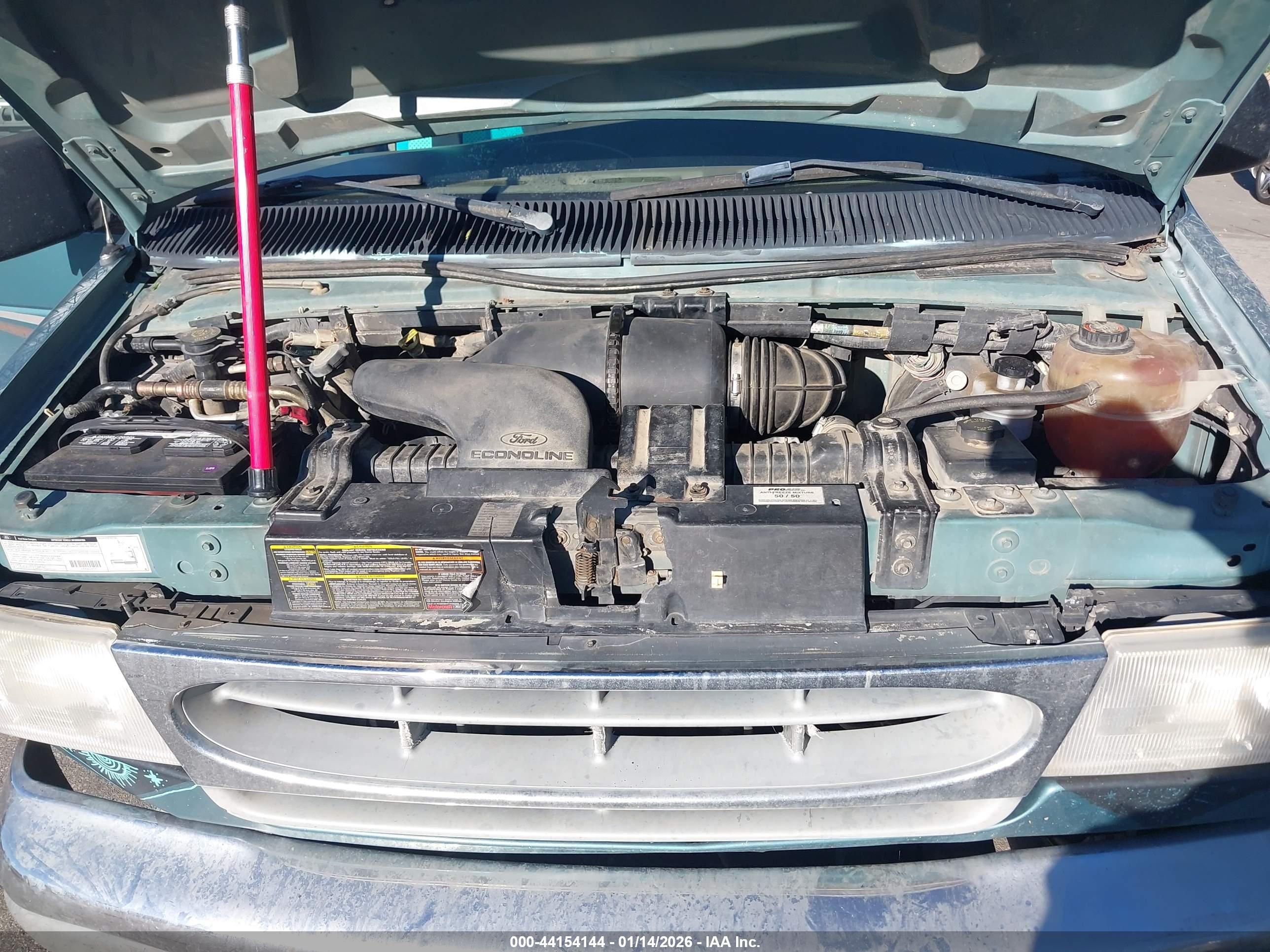 FORD E-150 image 10
