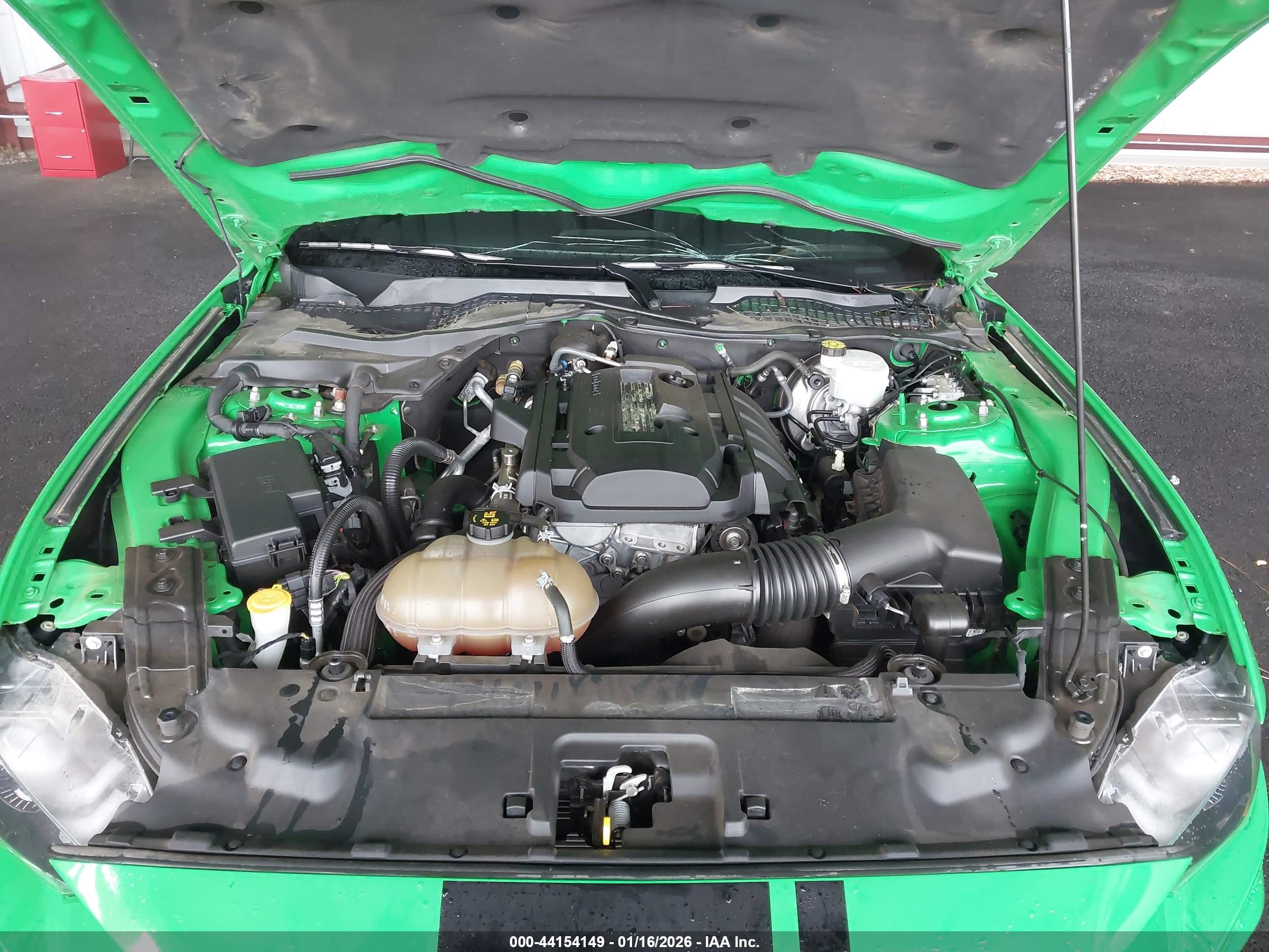 FORD MUSTANG image 10