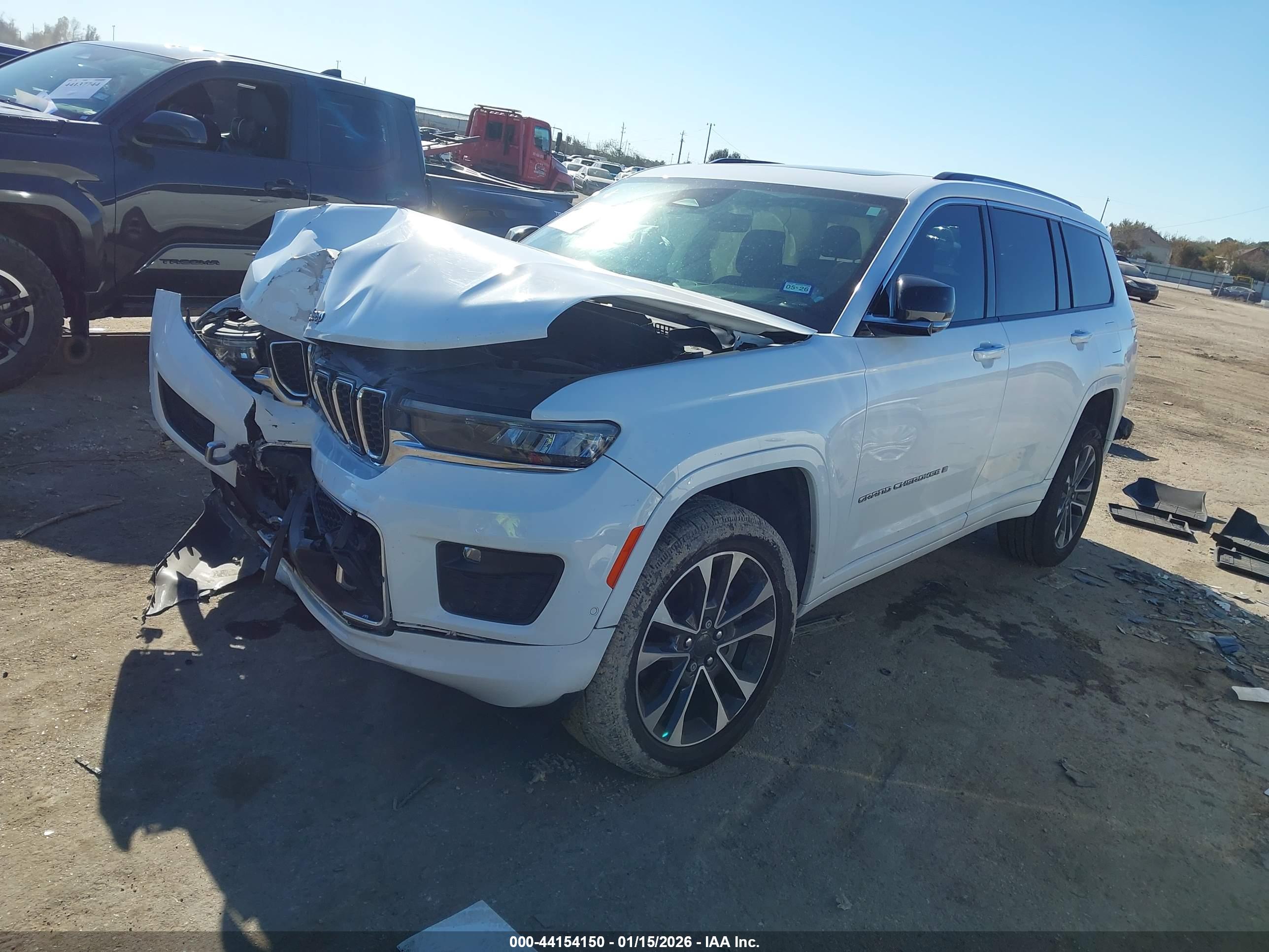 JEEP GRAND image 2
