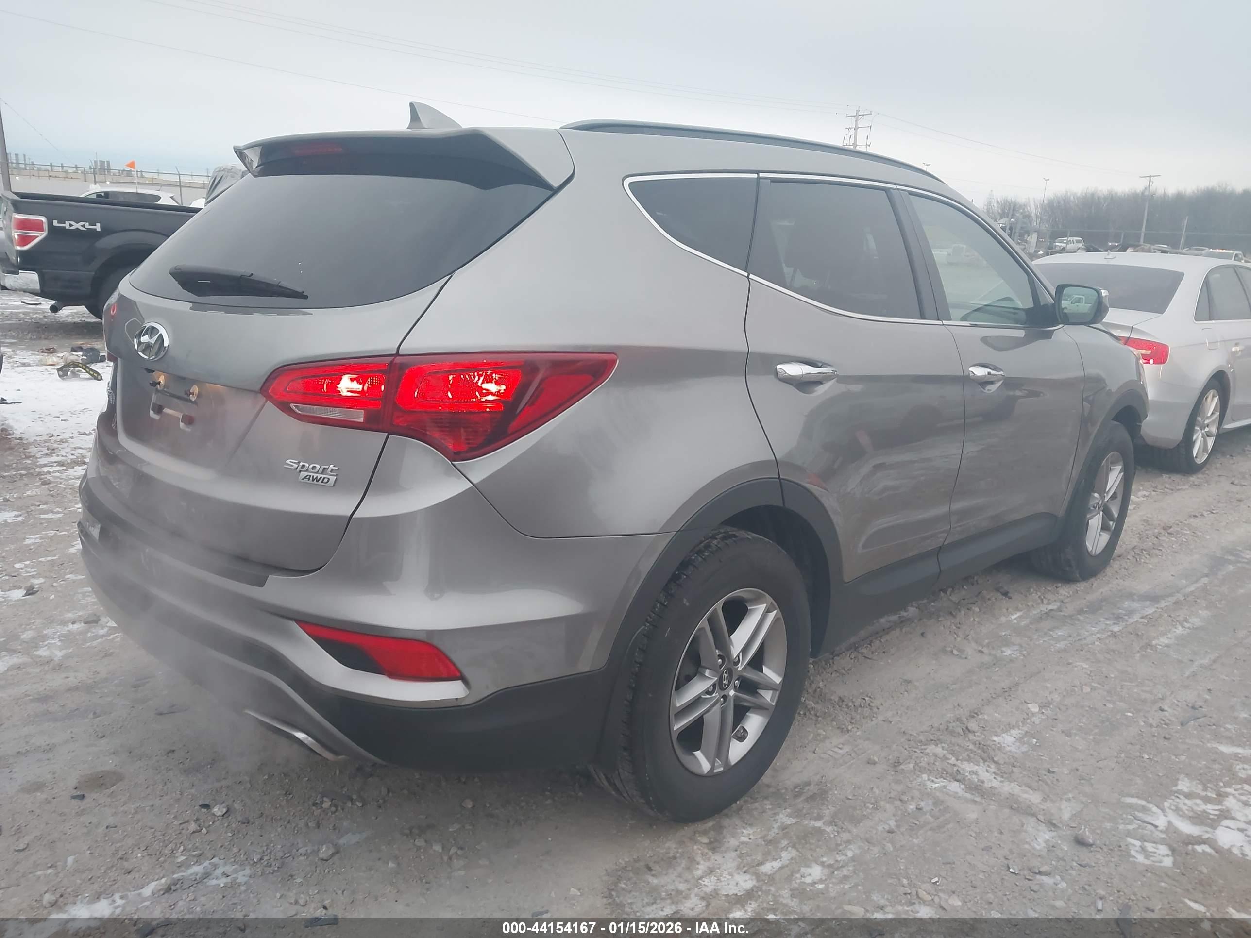 HYUNDAI SANTA image 4