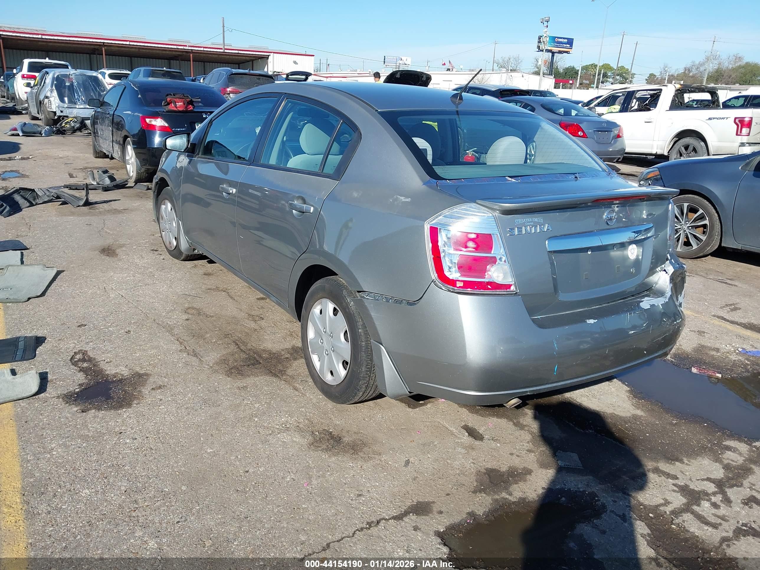 NISSAN SENTRA image 3