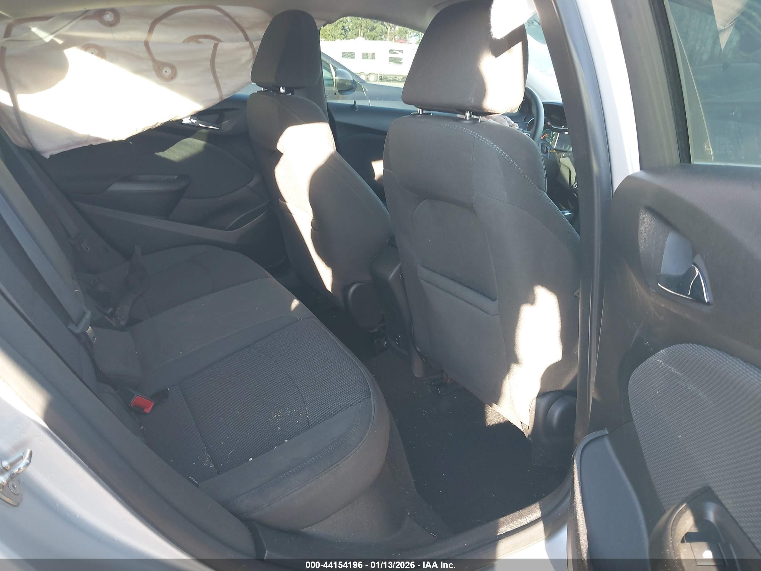 CHEVROLET CRUZE image 8