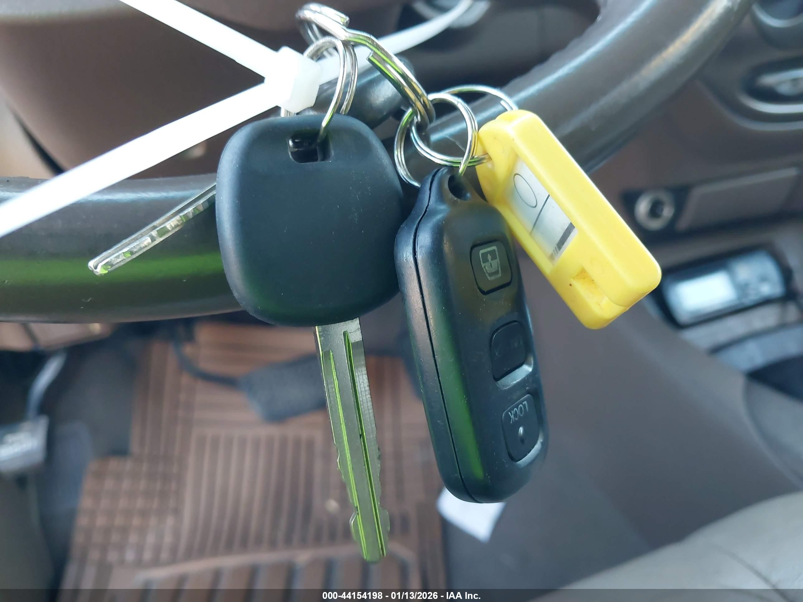 TOYOTA SEQUOIA image 11