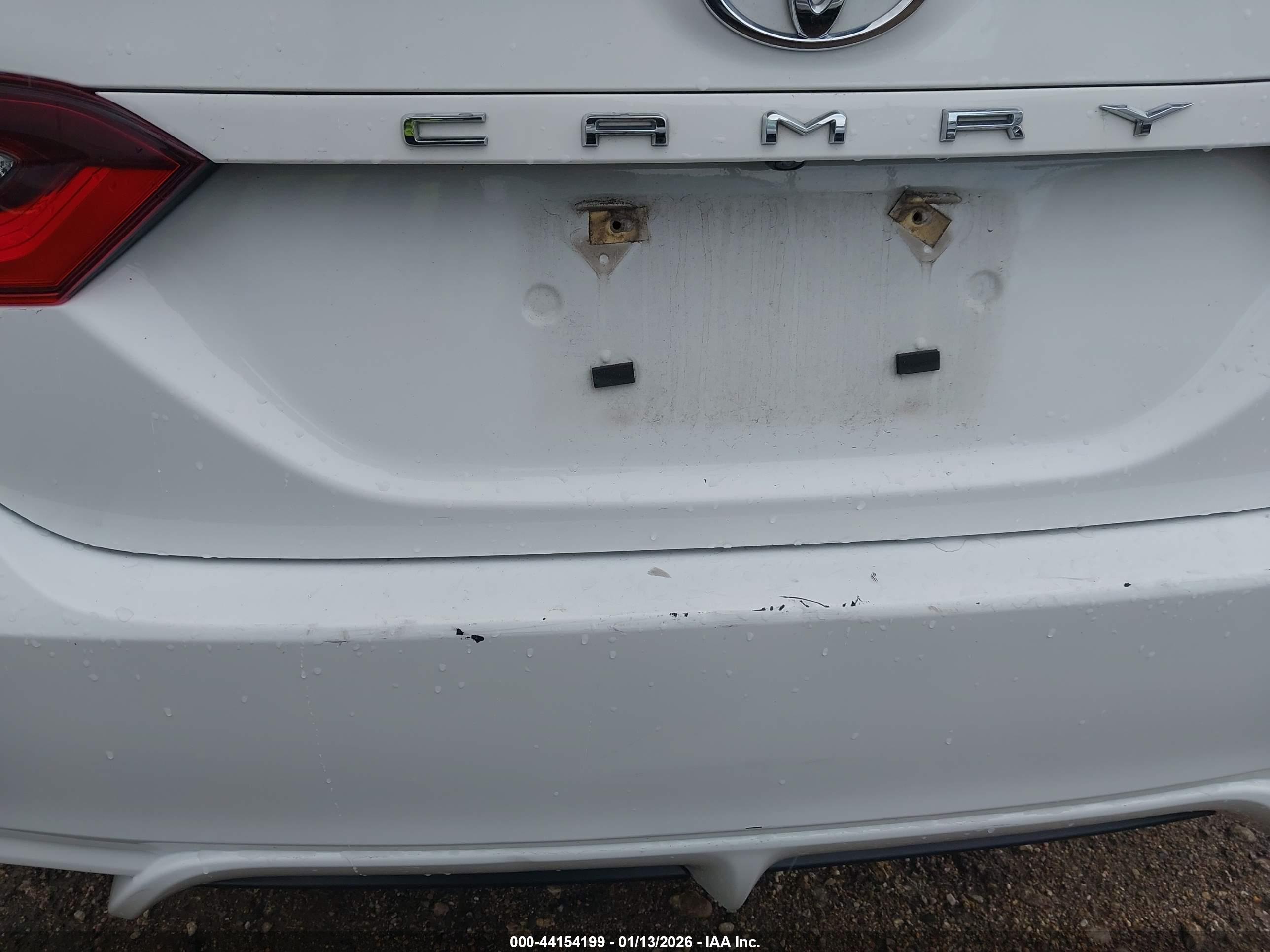 TOYOTA CAMRY image 6