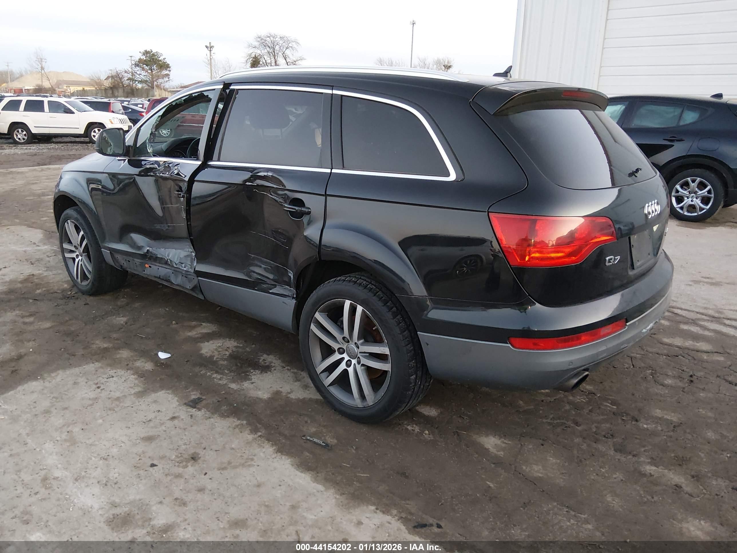 AUDI Q7 image 3