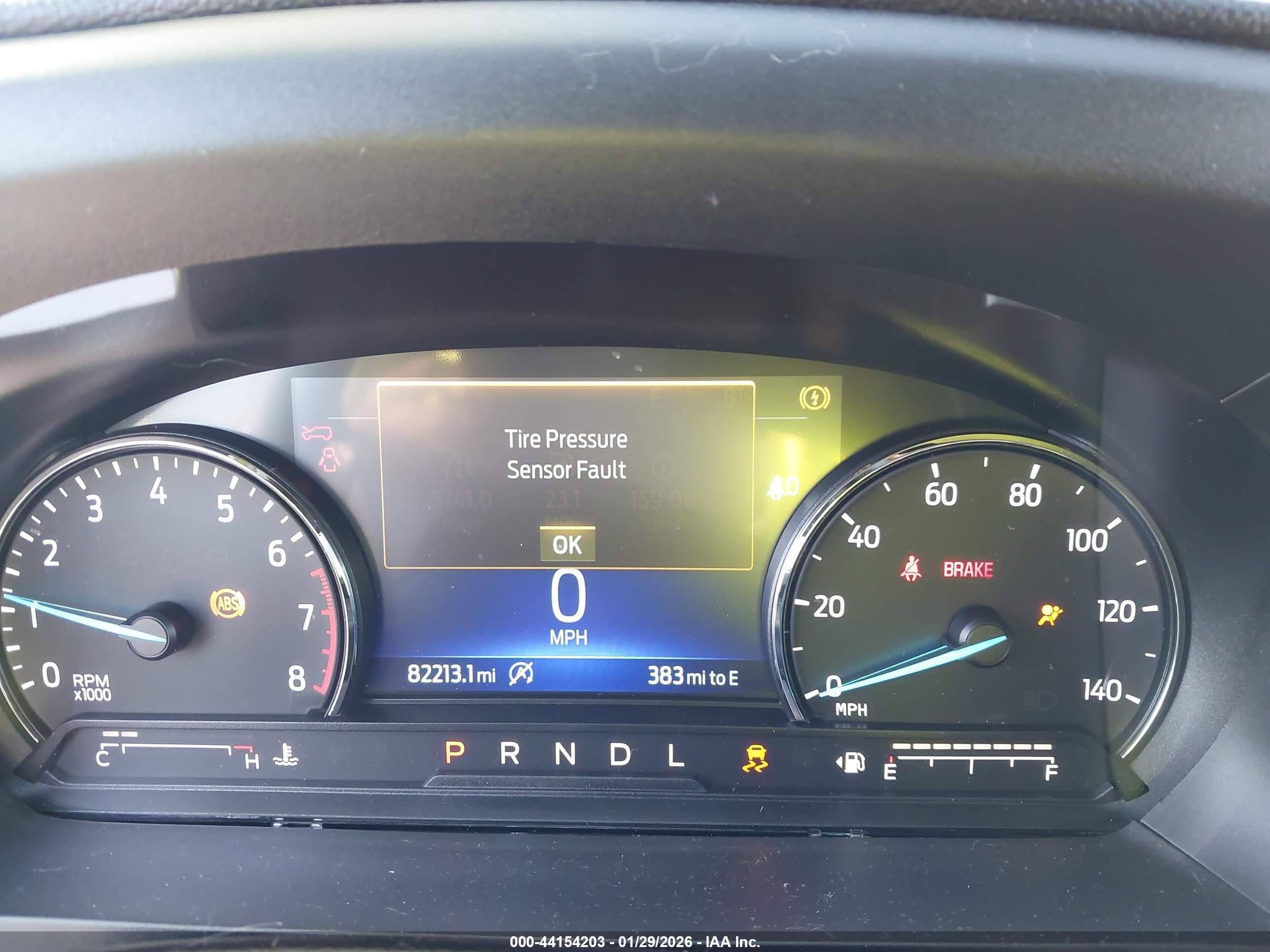 FORD EXPLORER image 7