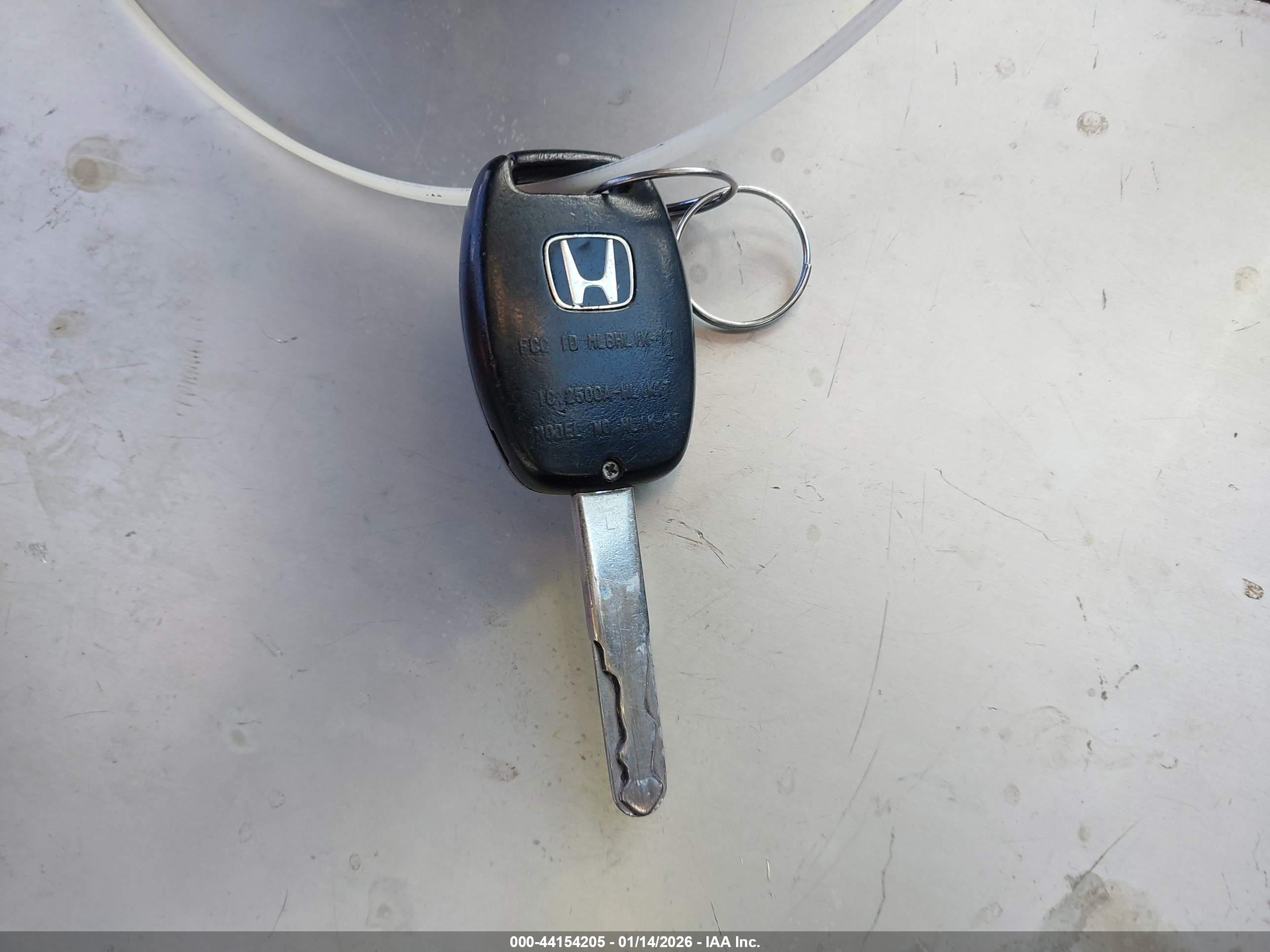 HONDA CR-V image 11
