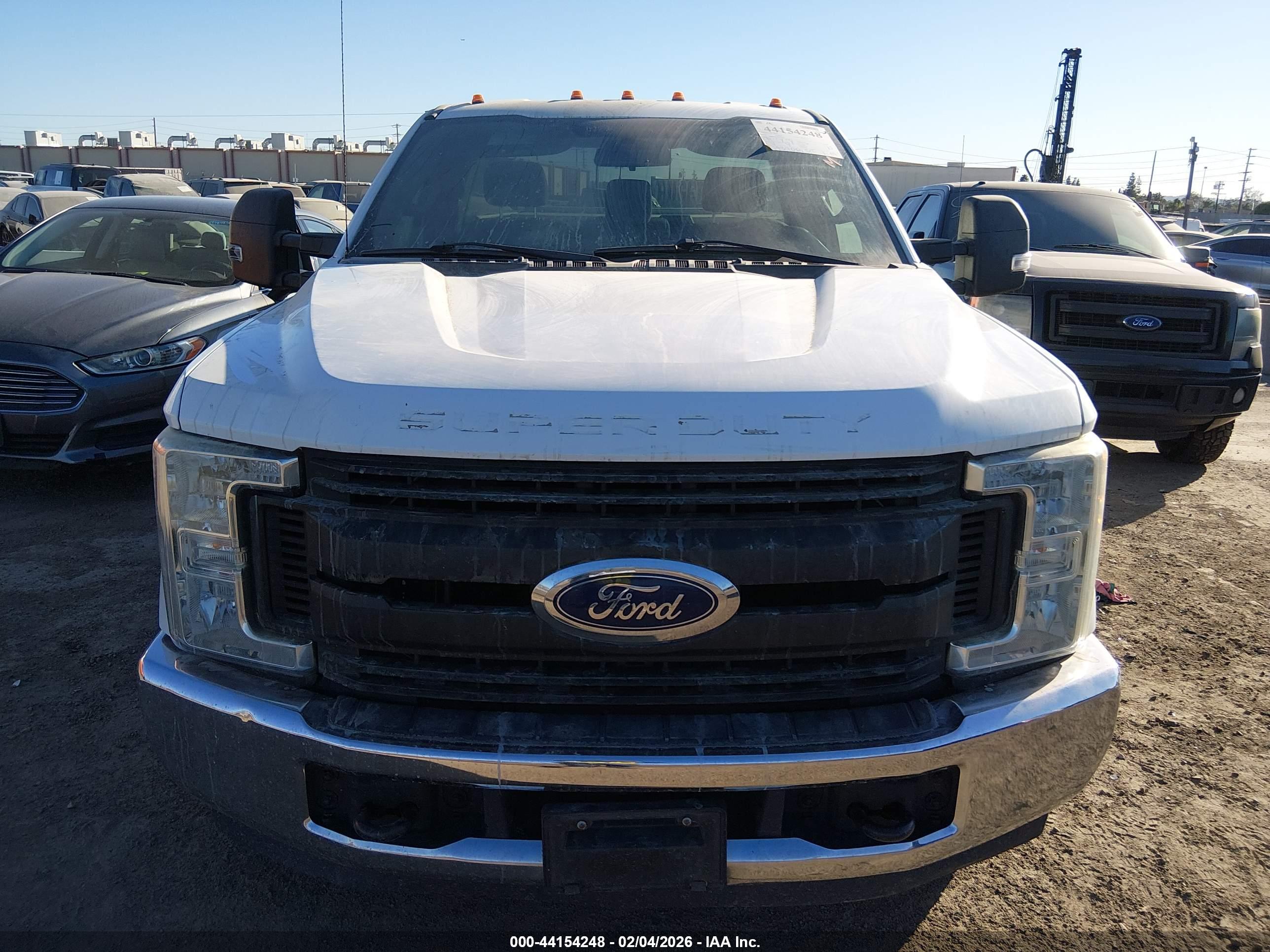 FORD F-350 image 6