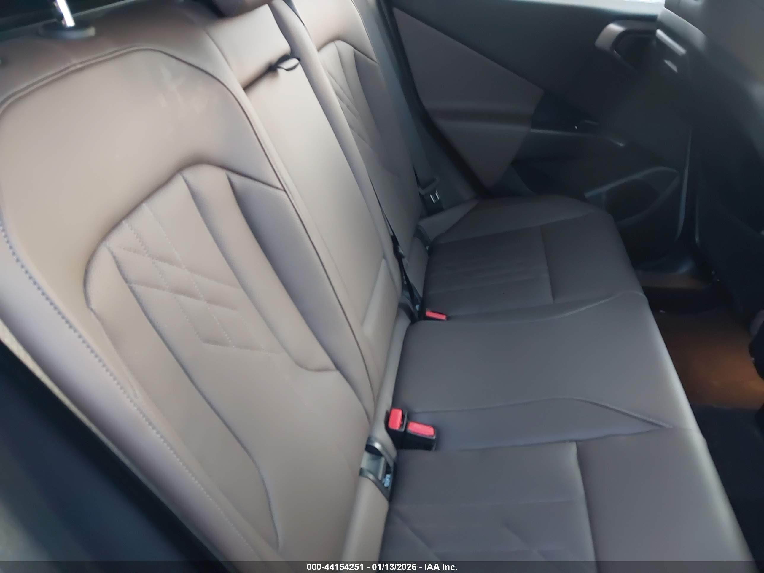 BMW X3 image 8