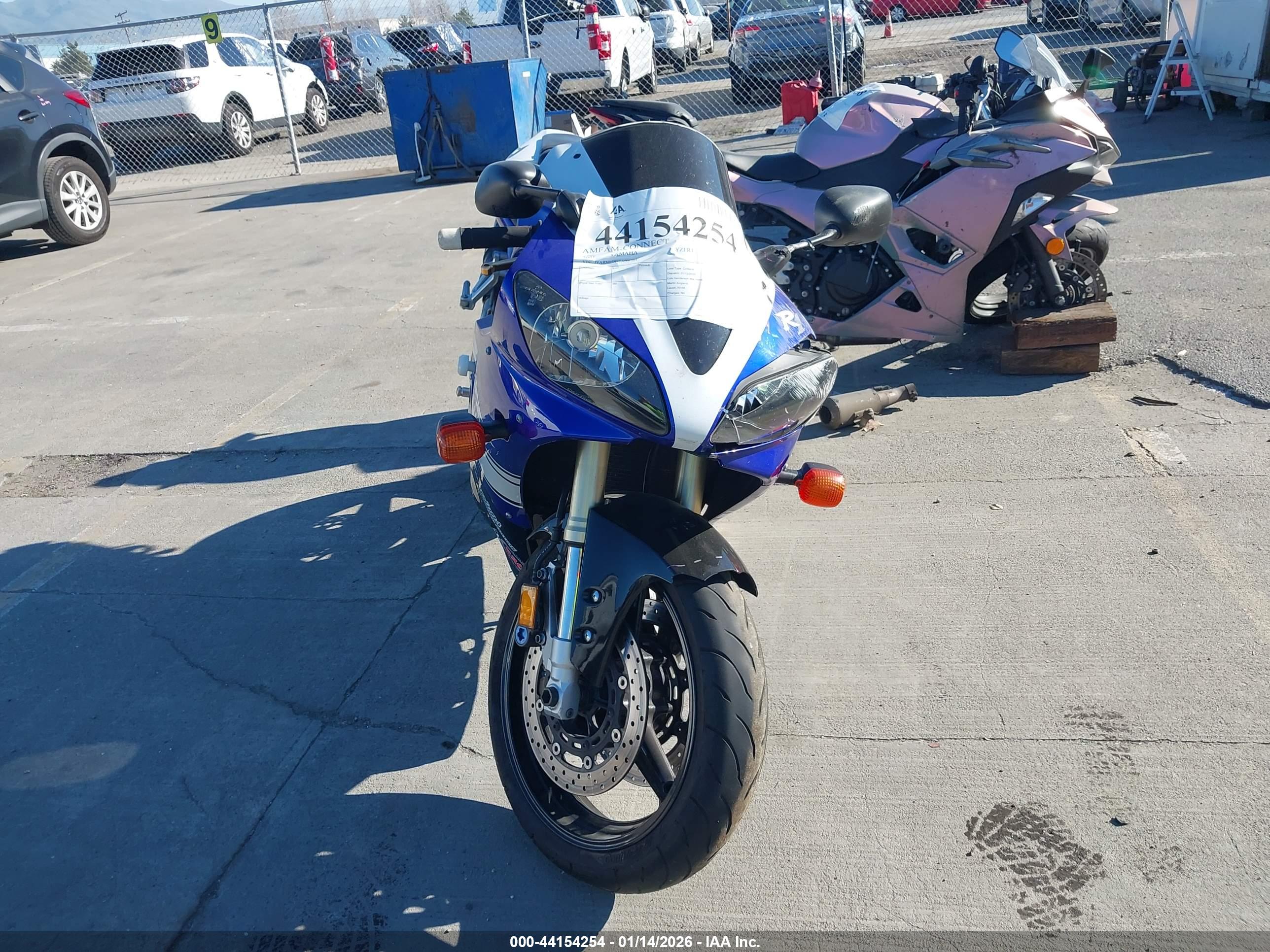 YAMAHA YZFR1 image 5