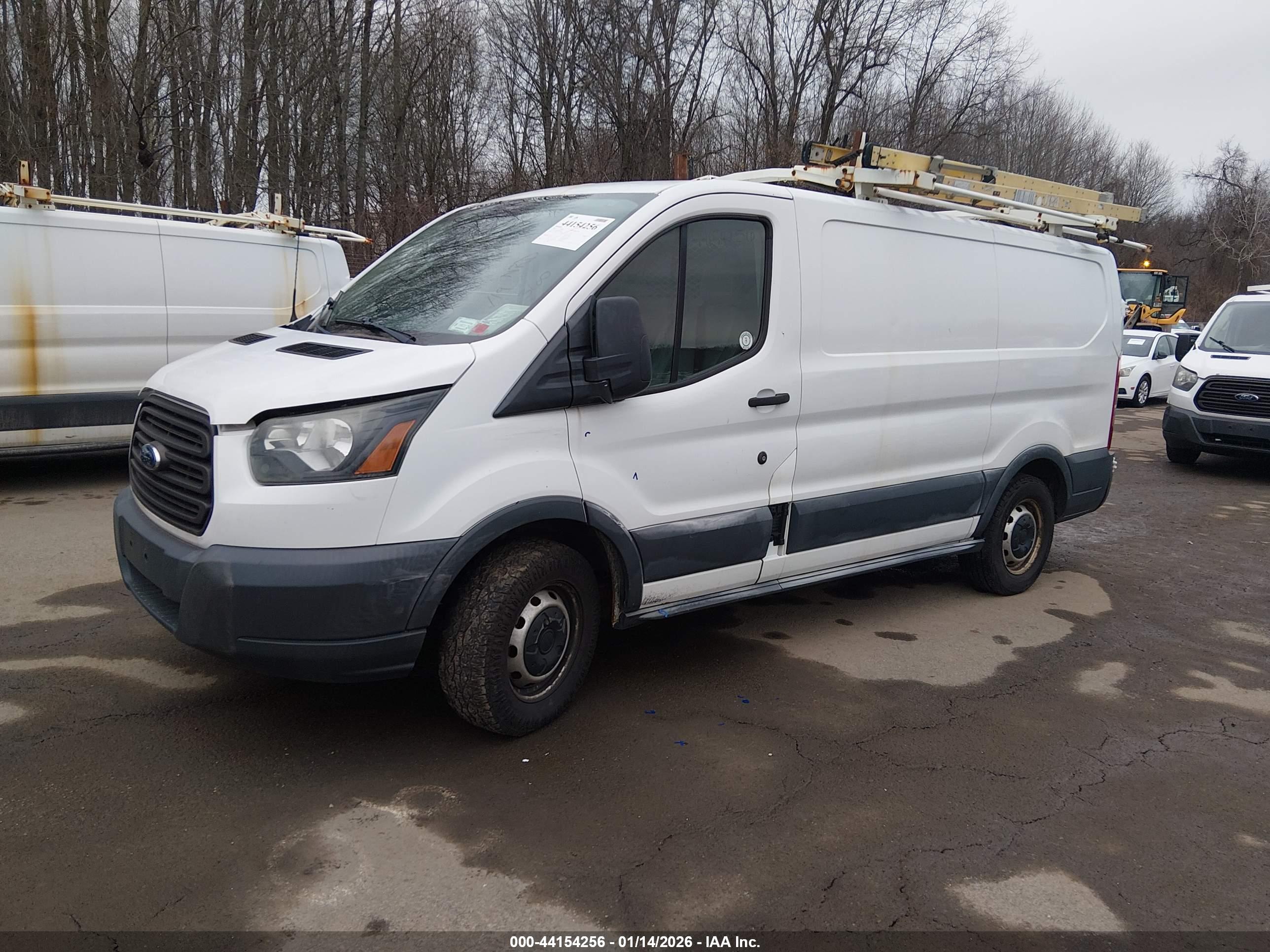 FORD TRANSIT-150 image 2