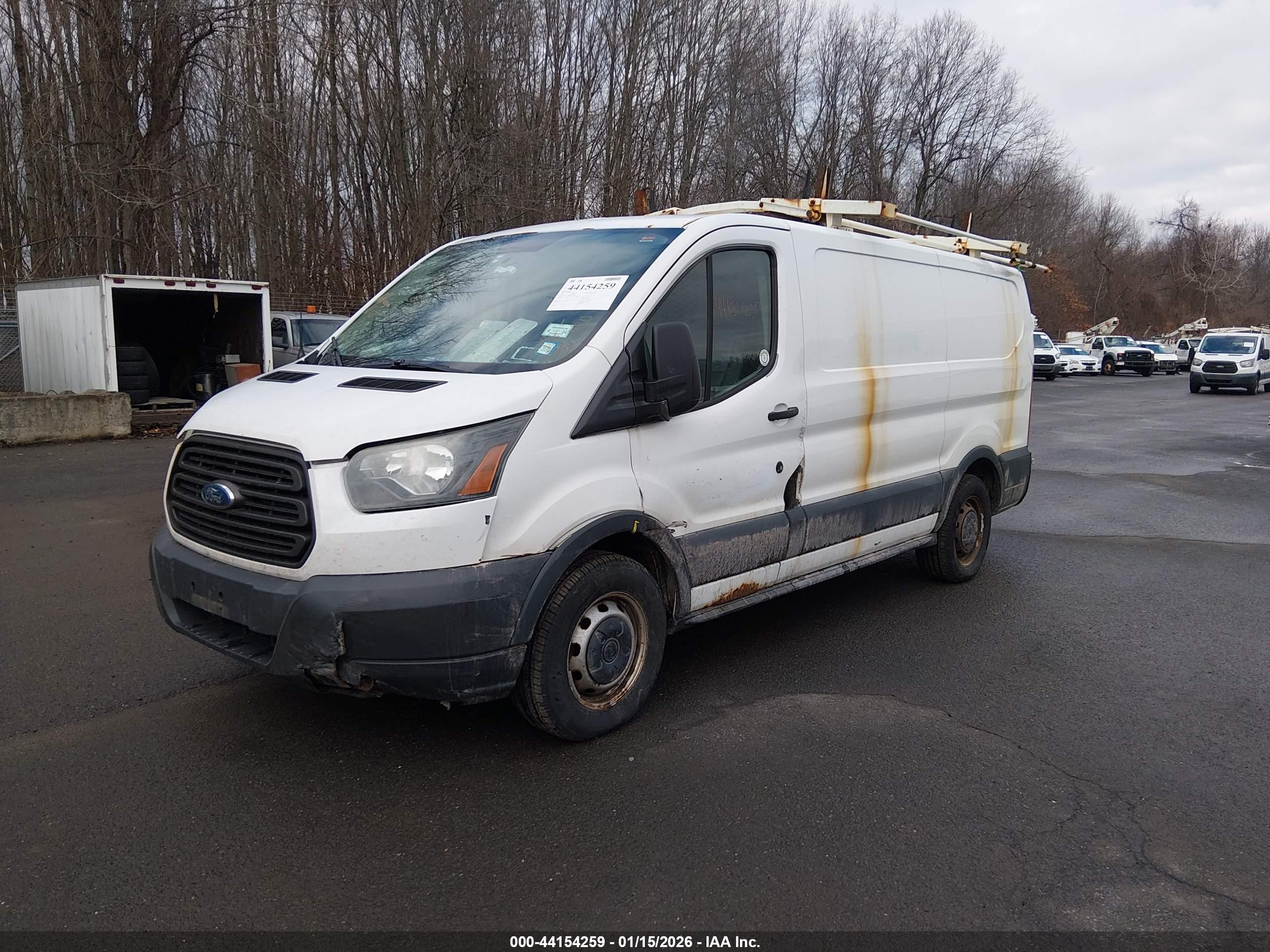 FORD TRANSIT-150 image 2