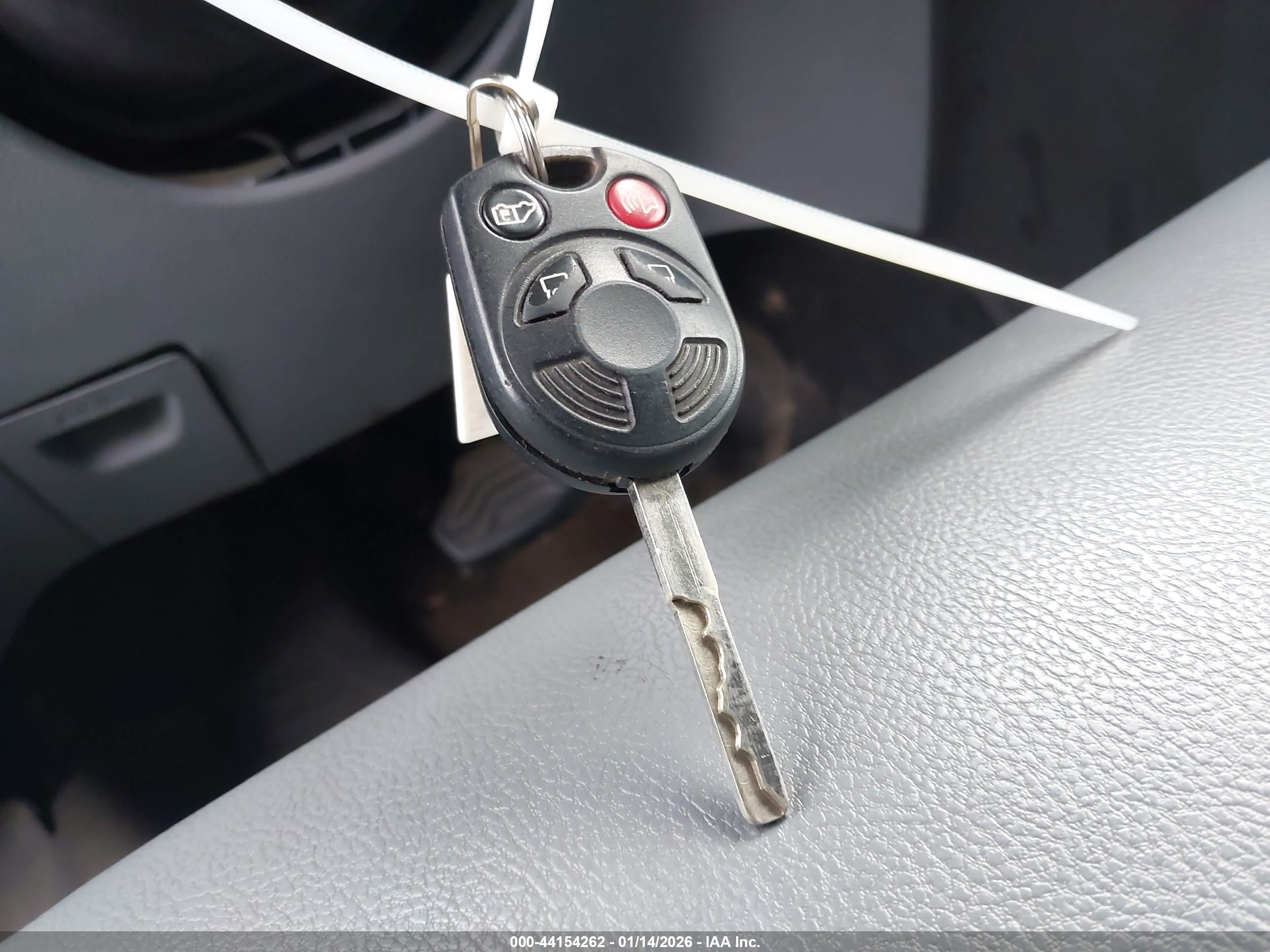 FORD TRANSIT-150 image 11