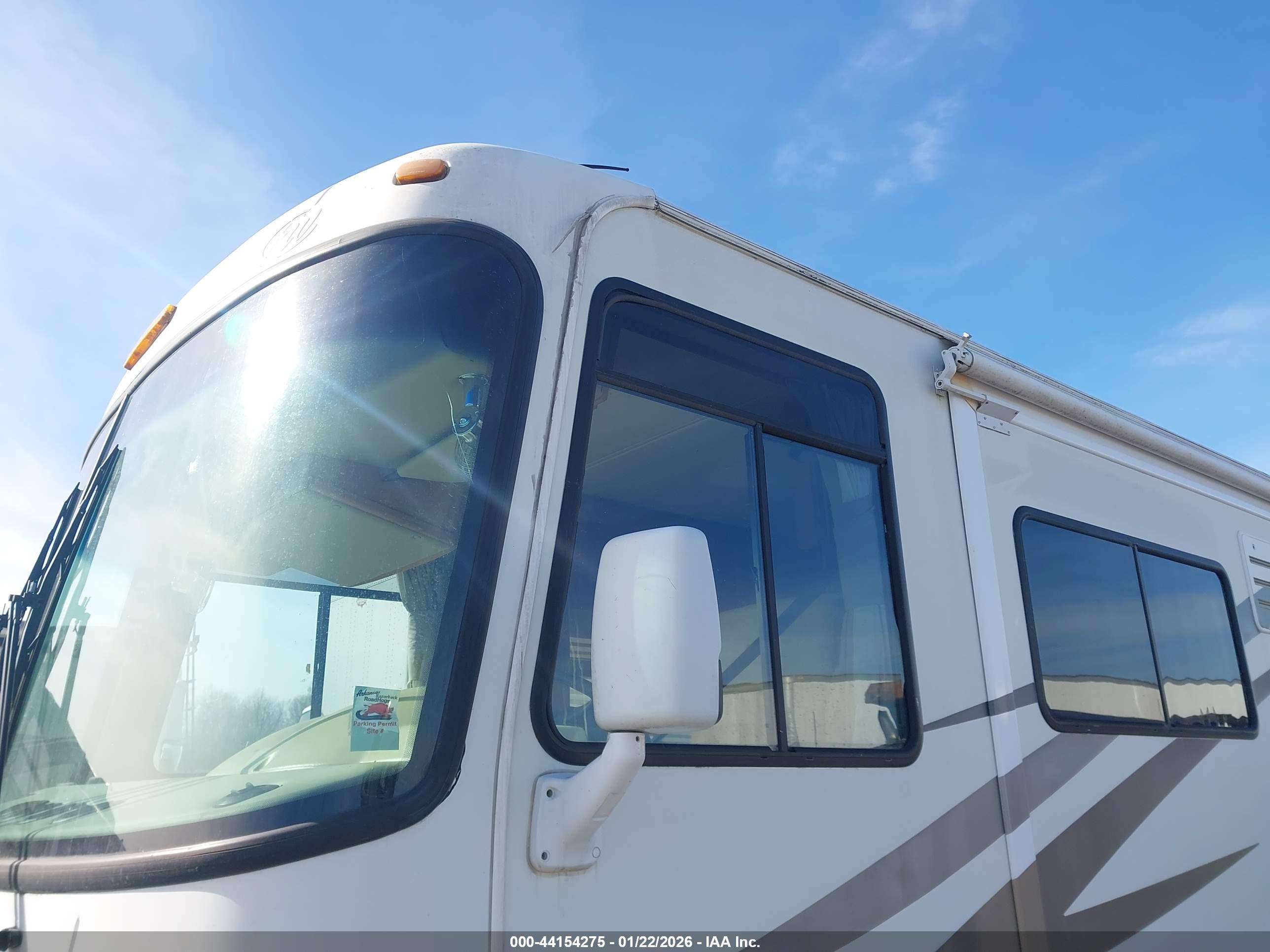 FORD F550 image 6